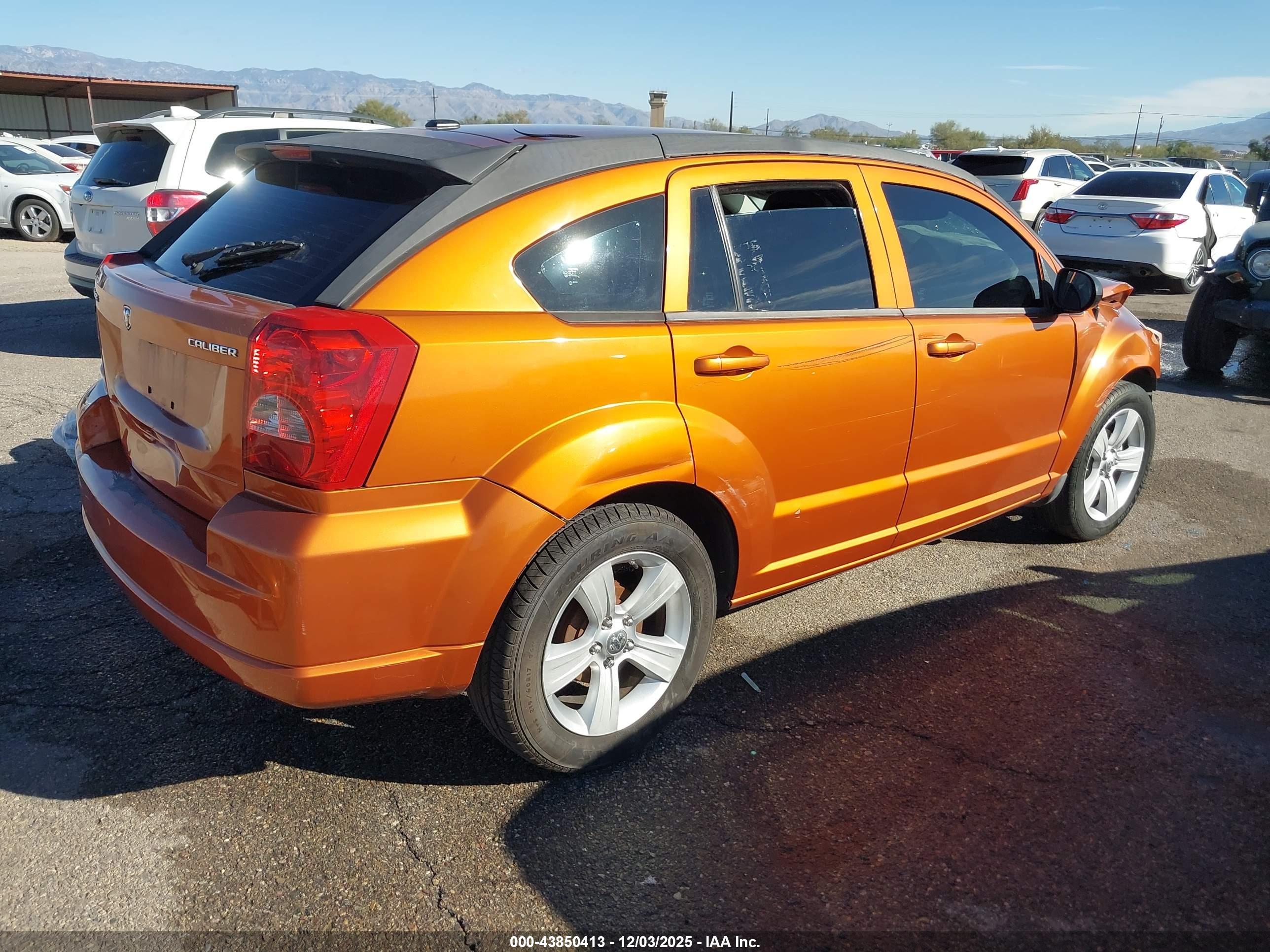 DODGE CALIBER image 4
