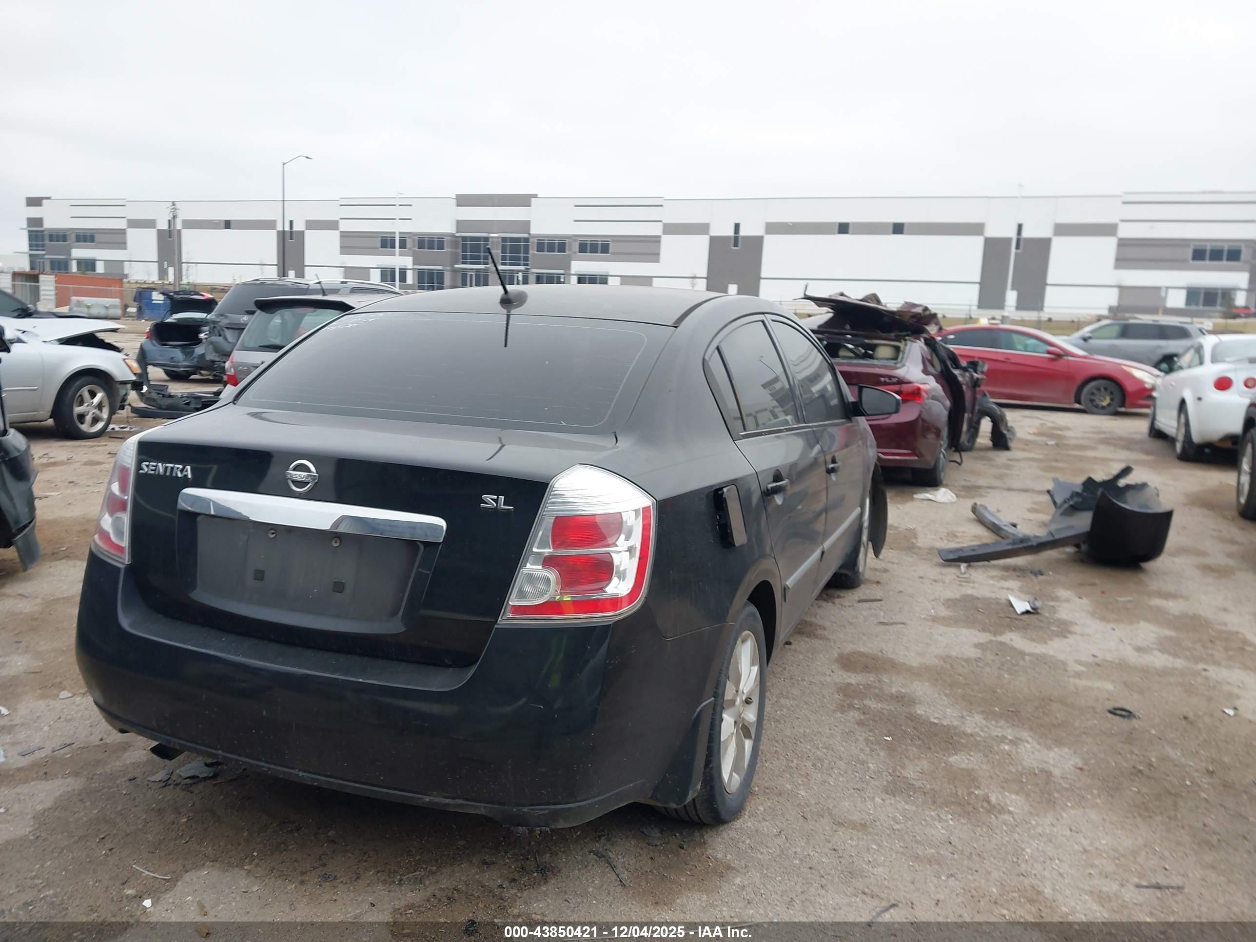 NISSAN SENTRA image 4