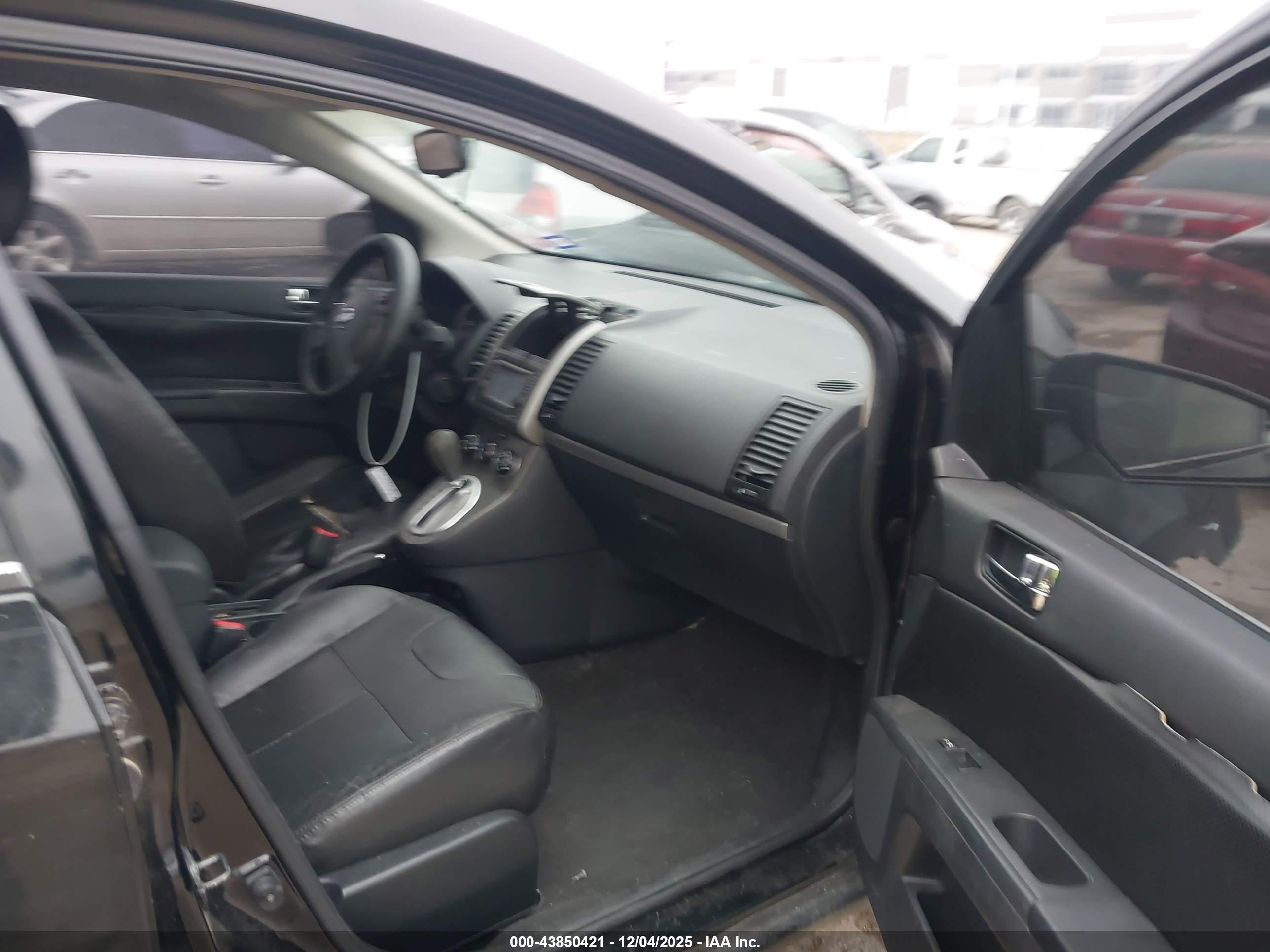 NISSAN SENTRA image 5