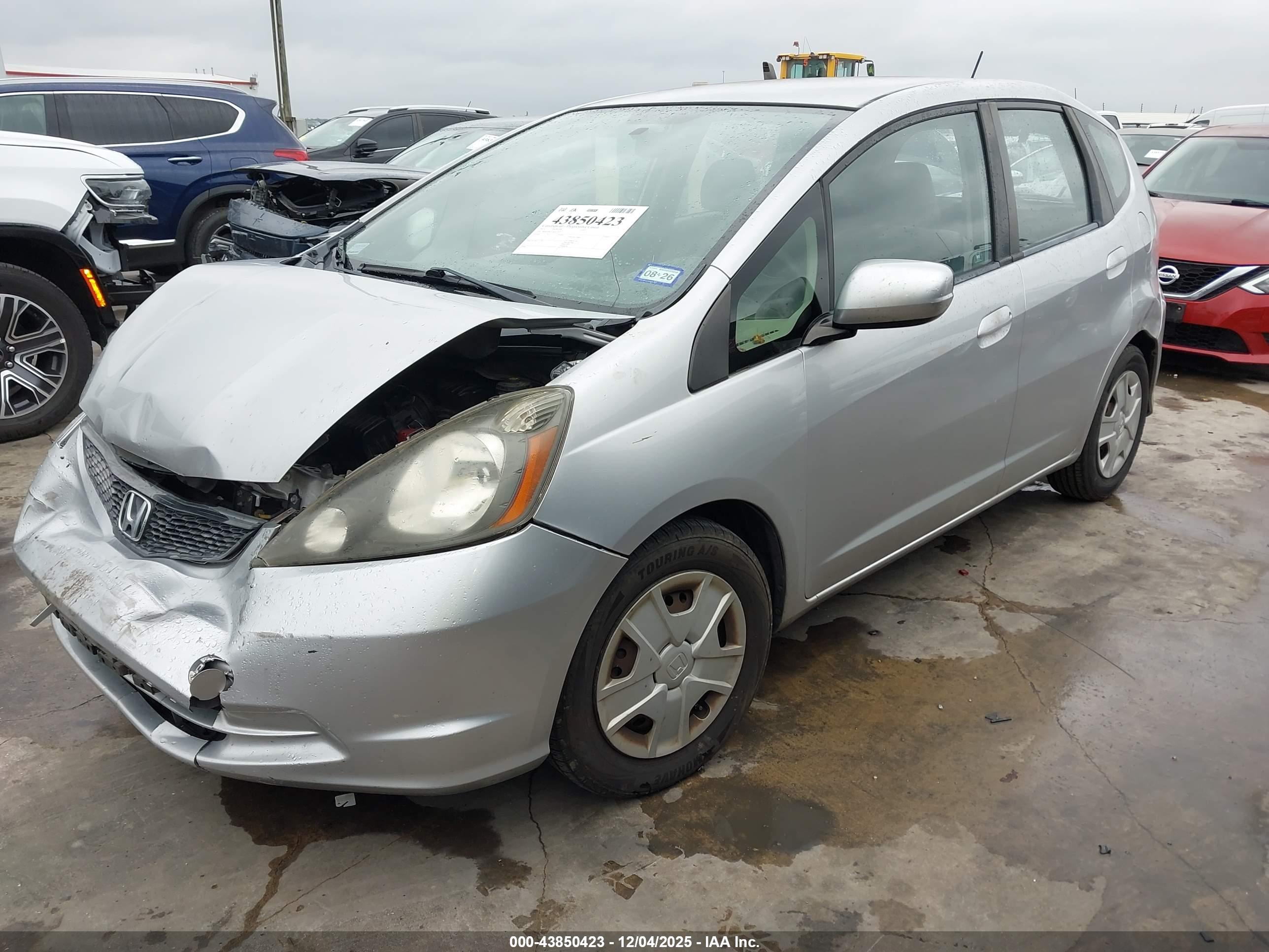 HONDA FIT image 2