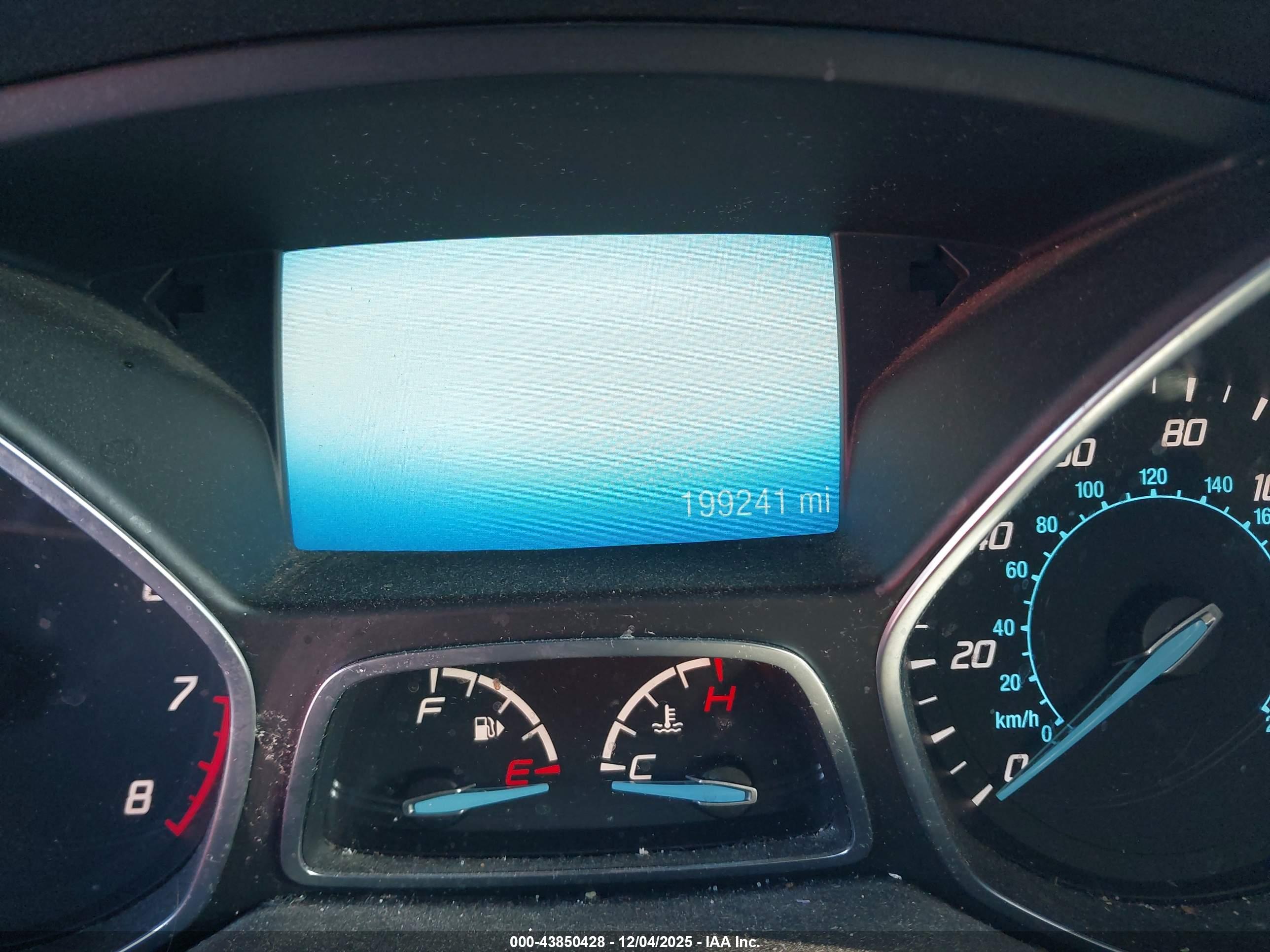 FORD ESCAPE image 7