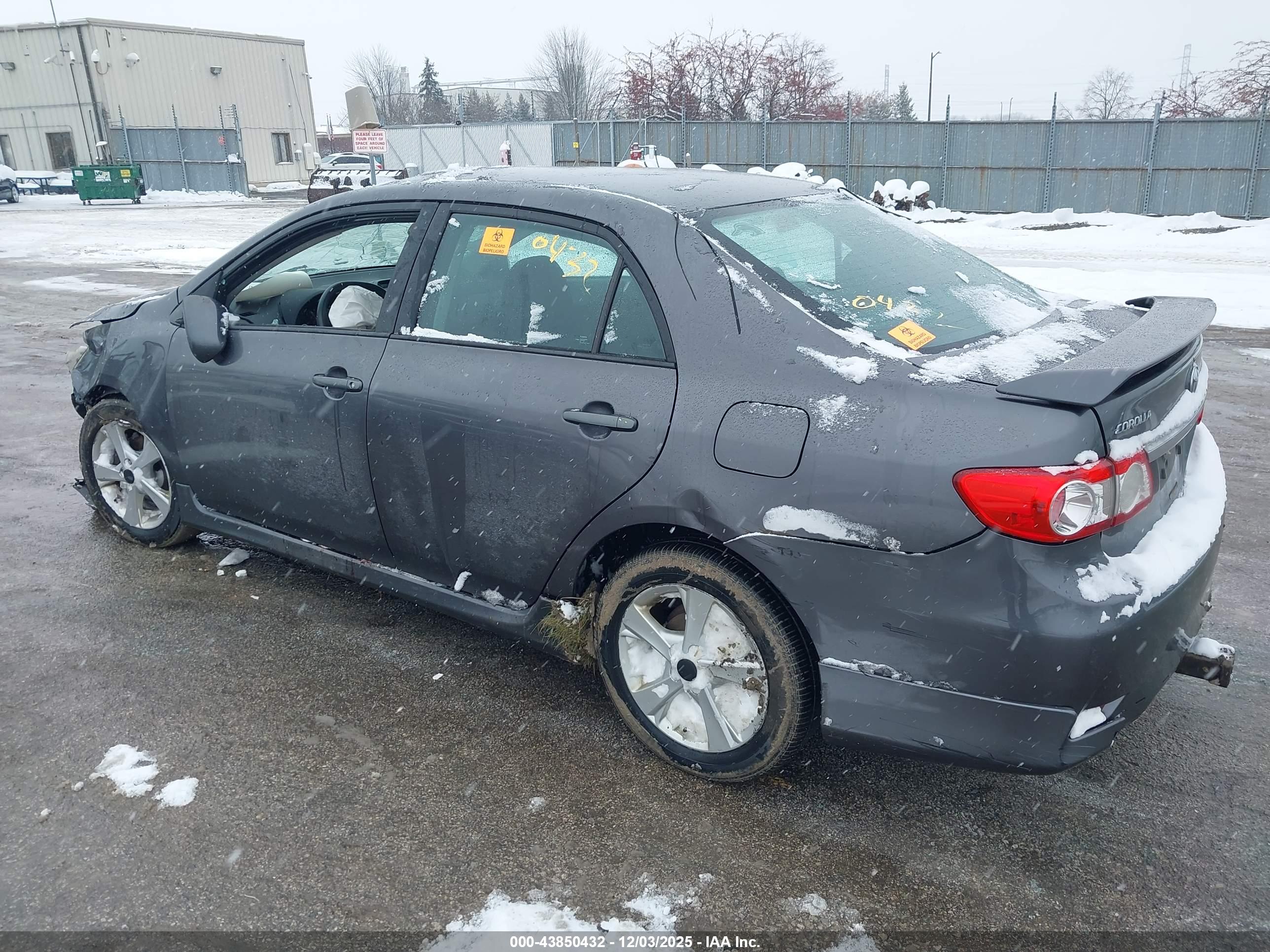 TOYOTA COROLLA image 3