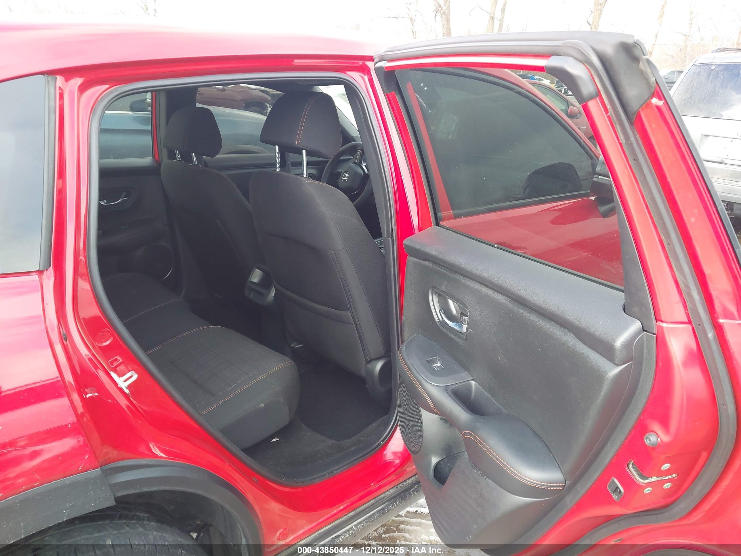 HONDA HR-V image 8