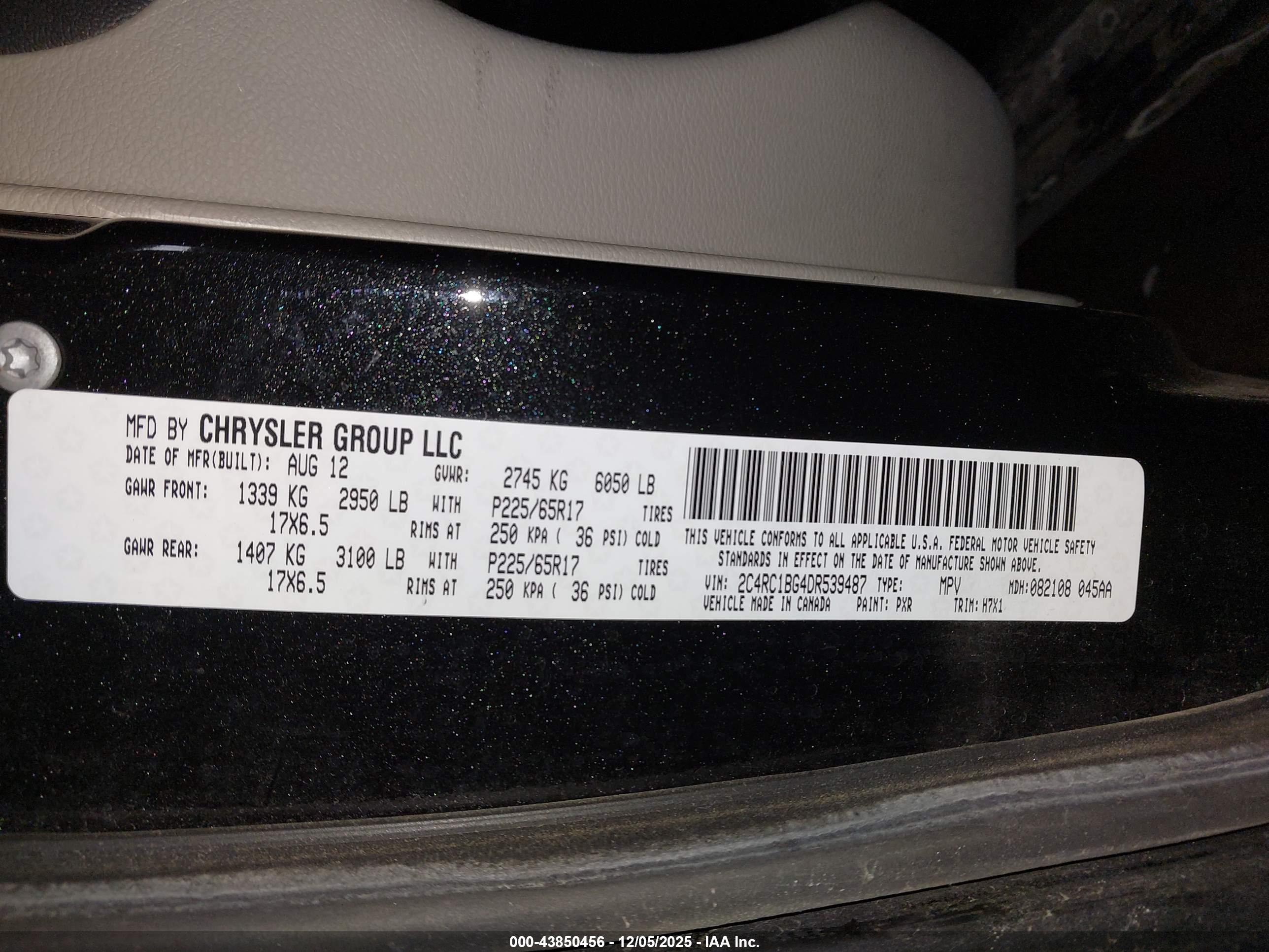 CHRYSLER TOWN image 9