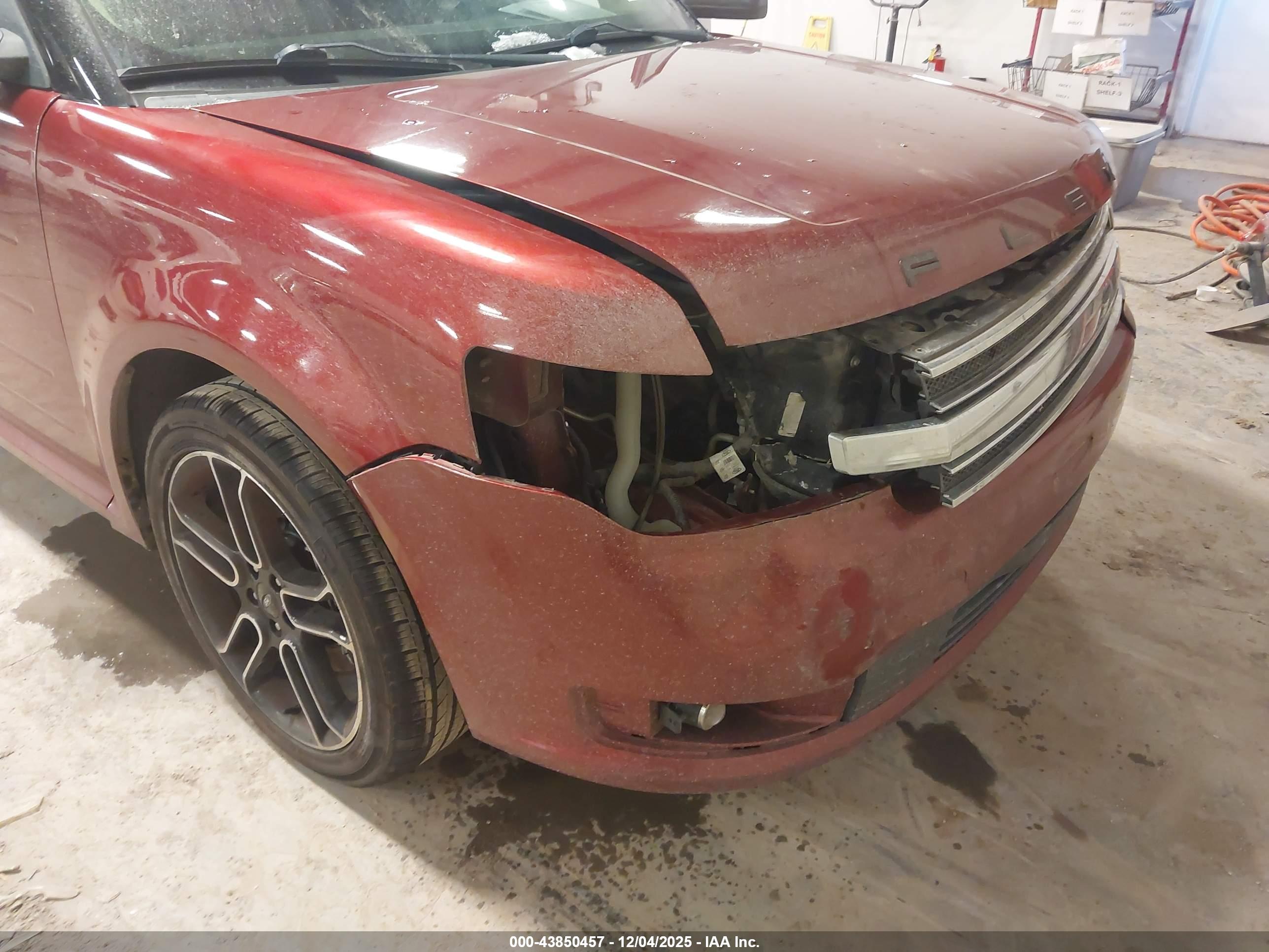 FORD FLEX image 6