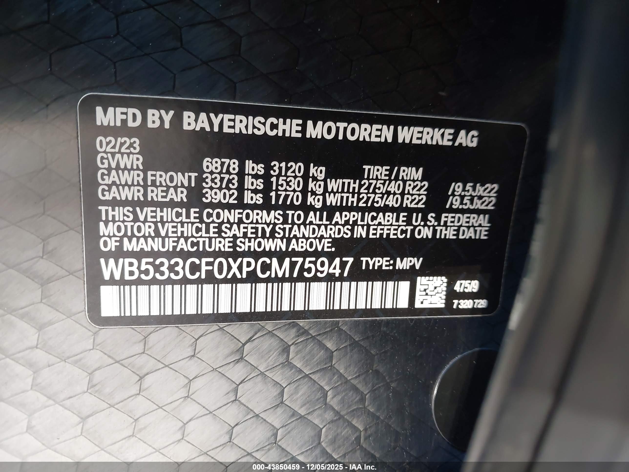 BMW IX image 9