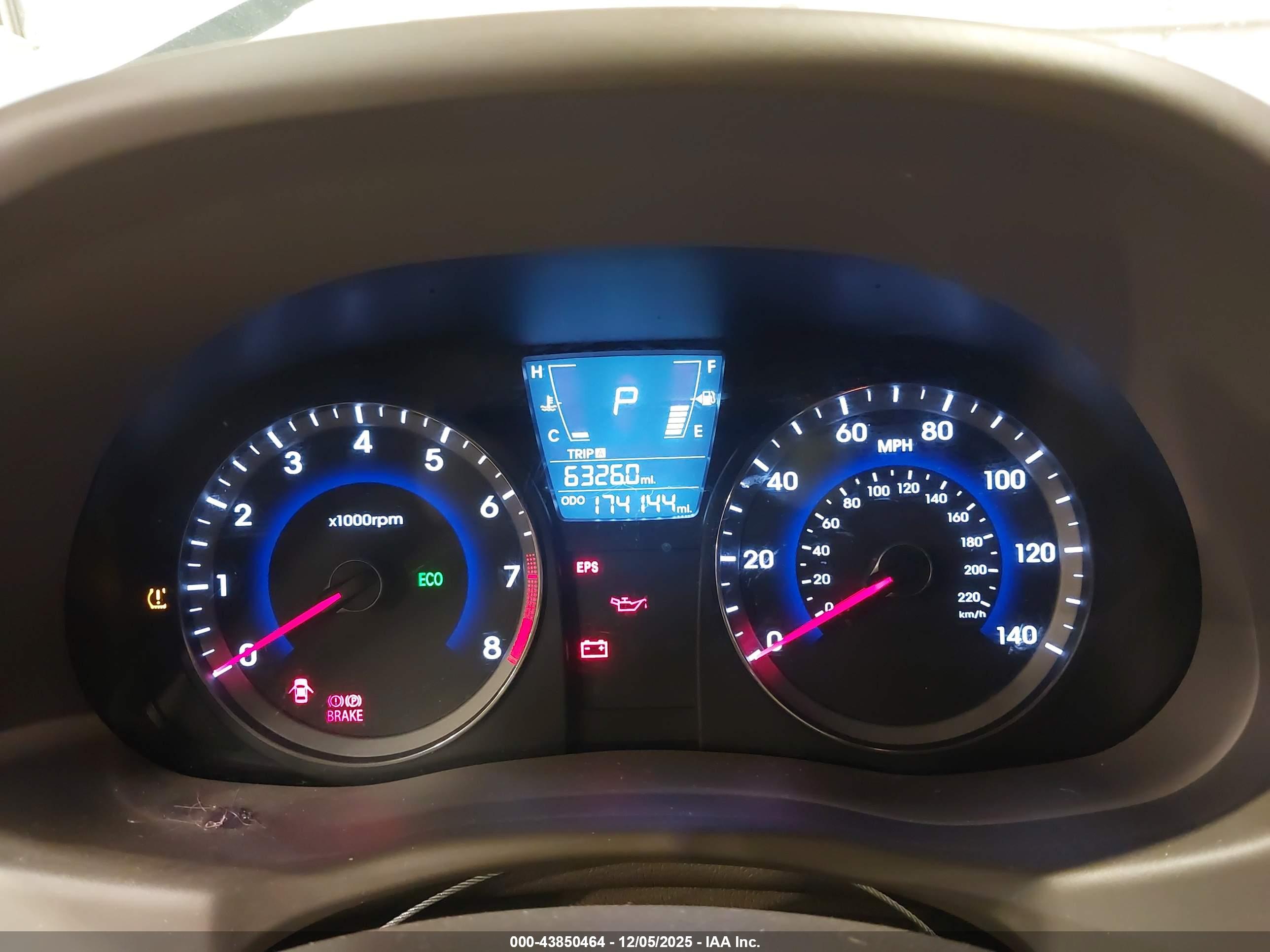 HYUNDAI ACCENT image 7
