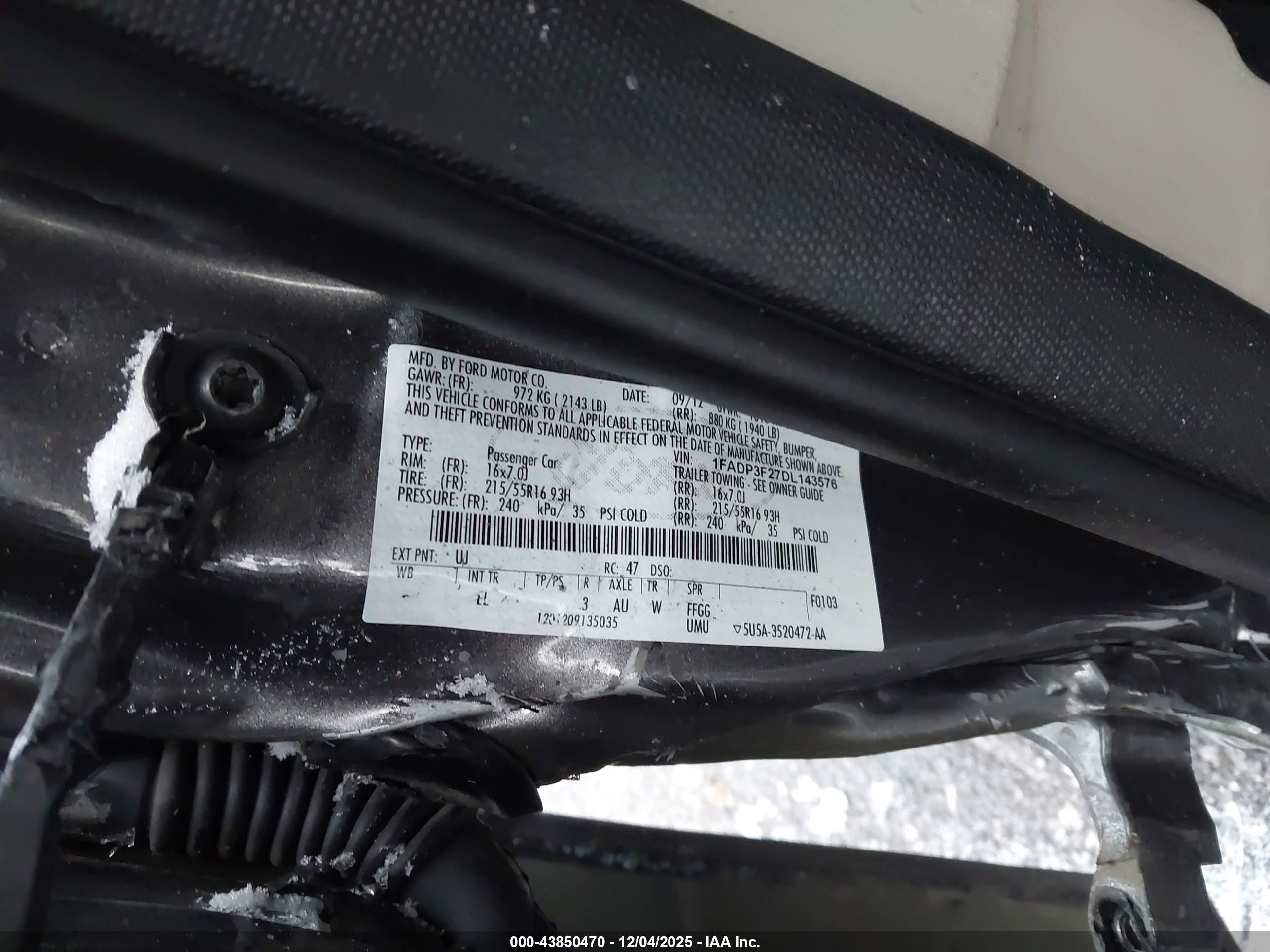 FORD FOCUS image 9