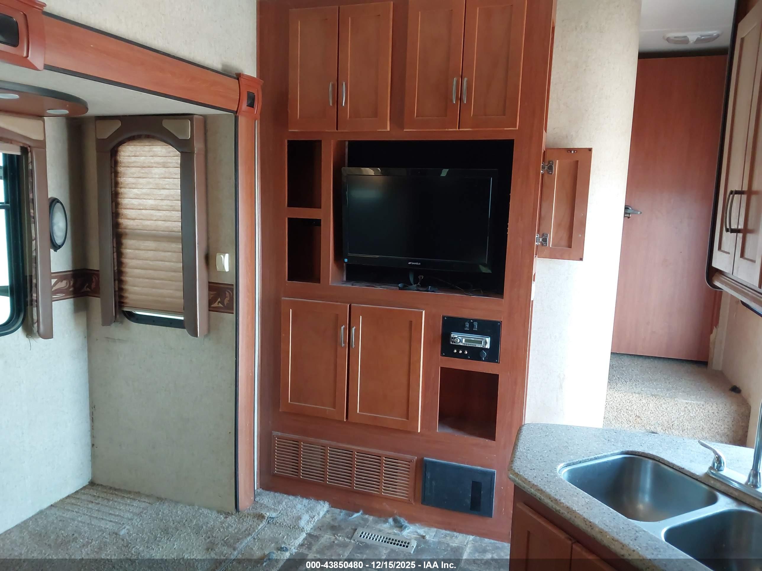 HEARTLAND RV image 5