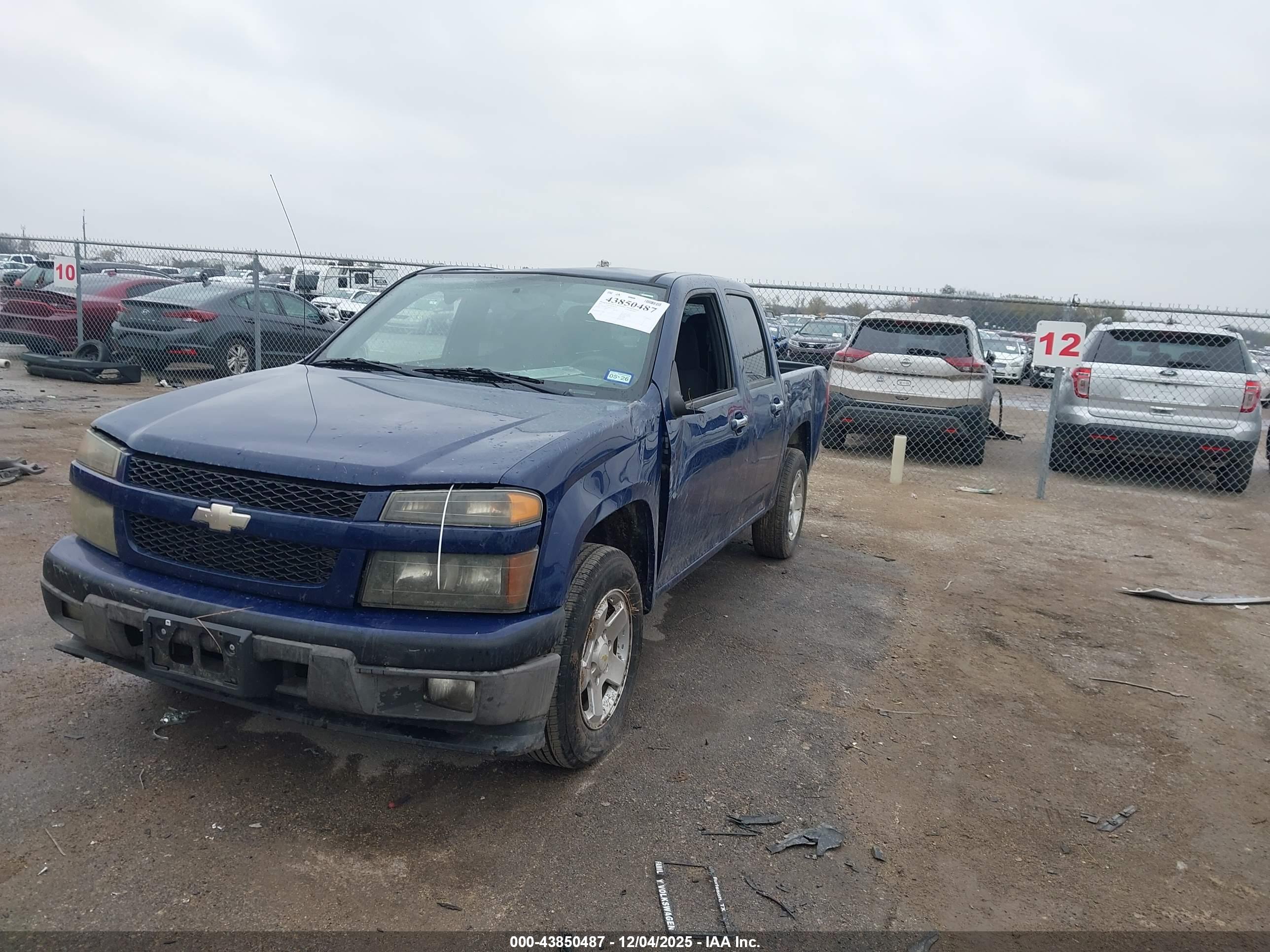 CHEVROLET COLORADO image 2