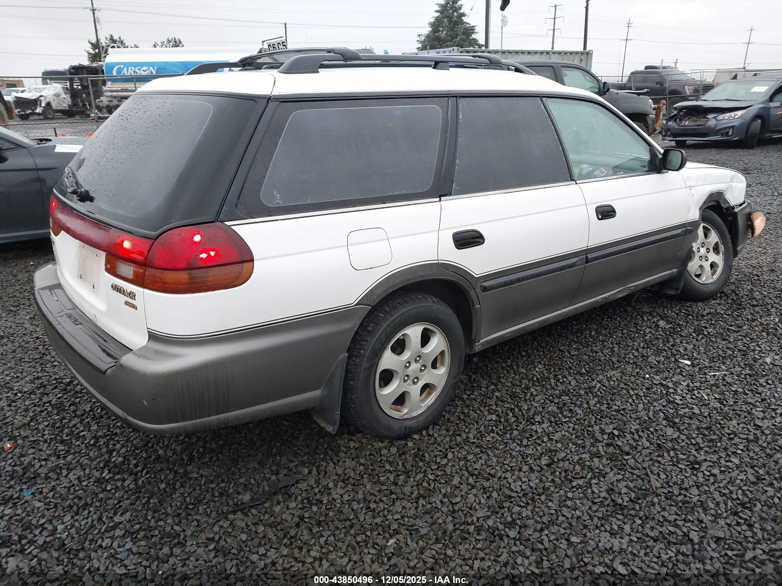 SUBARU LEGACY image 4