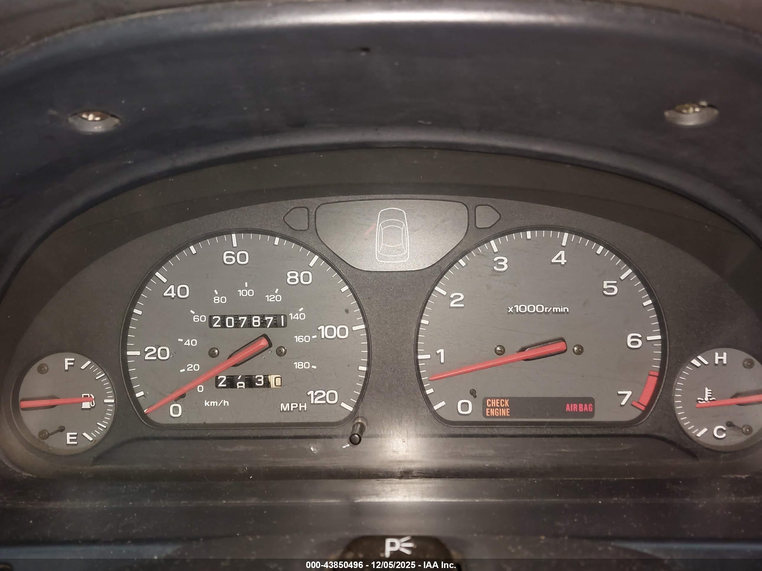SUBARU LEGACY image 7