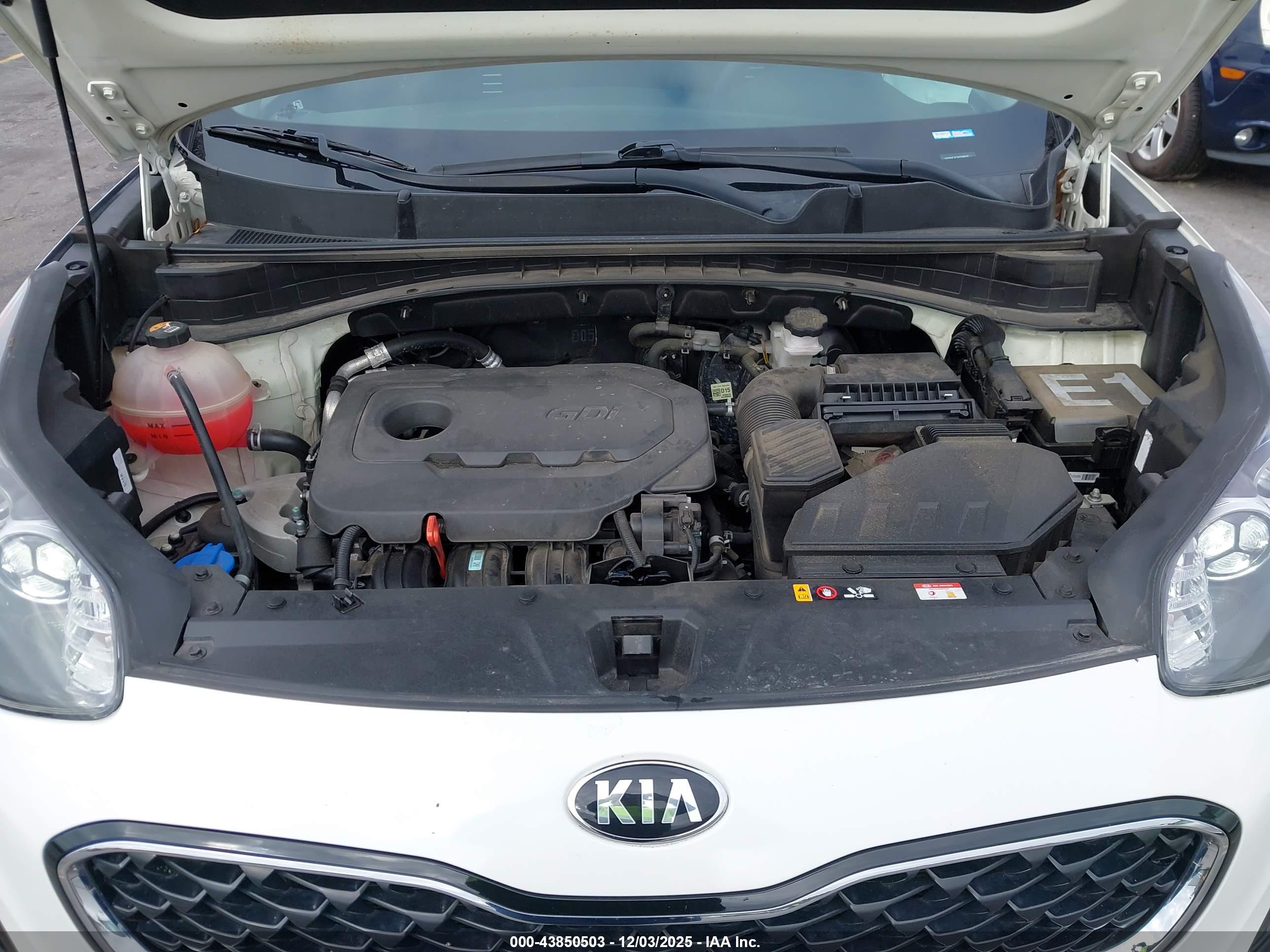 KIA SPORTAGE image 10