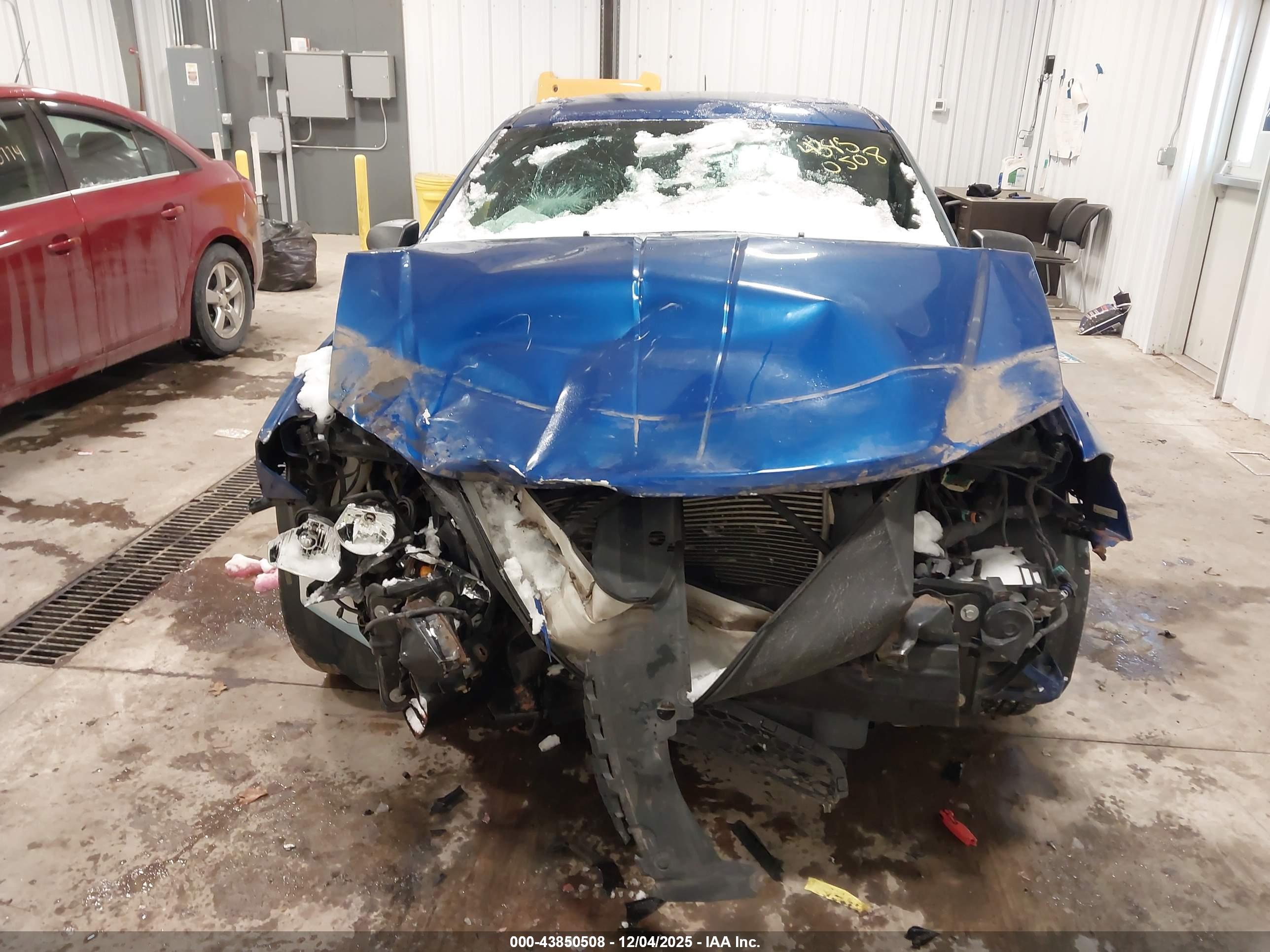 DODGE AVENGER image 6
