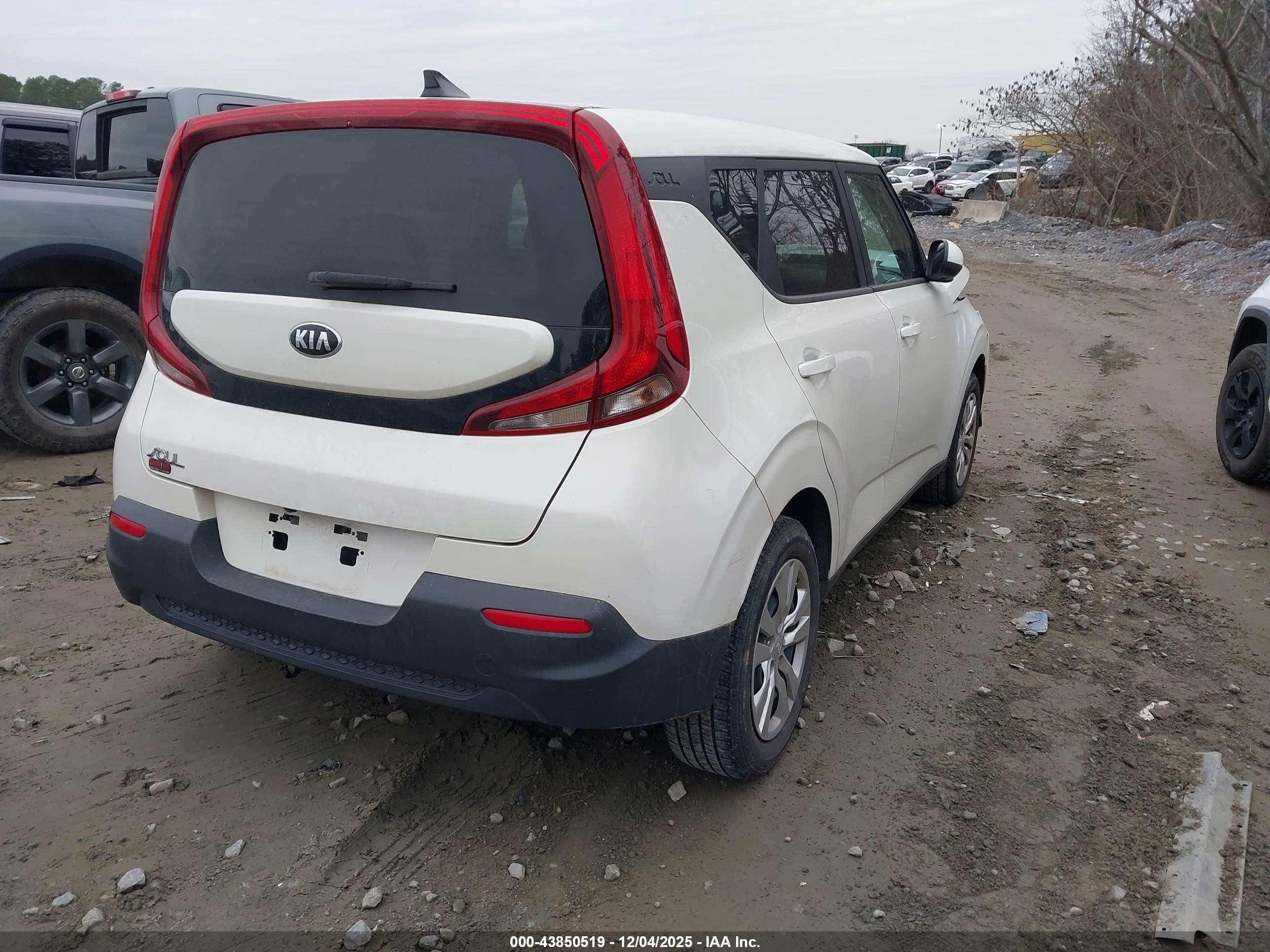 KIA SOUL image 4