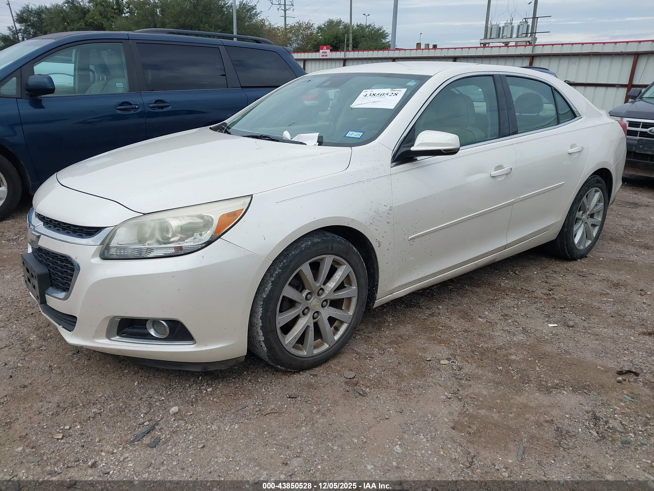CHEVROLET MALIBU image 2
