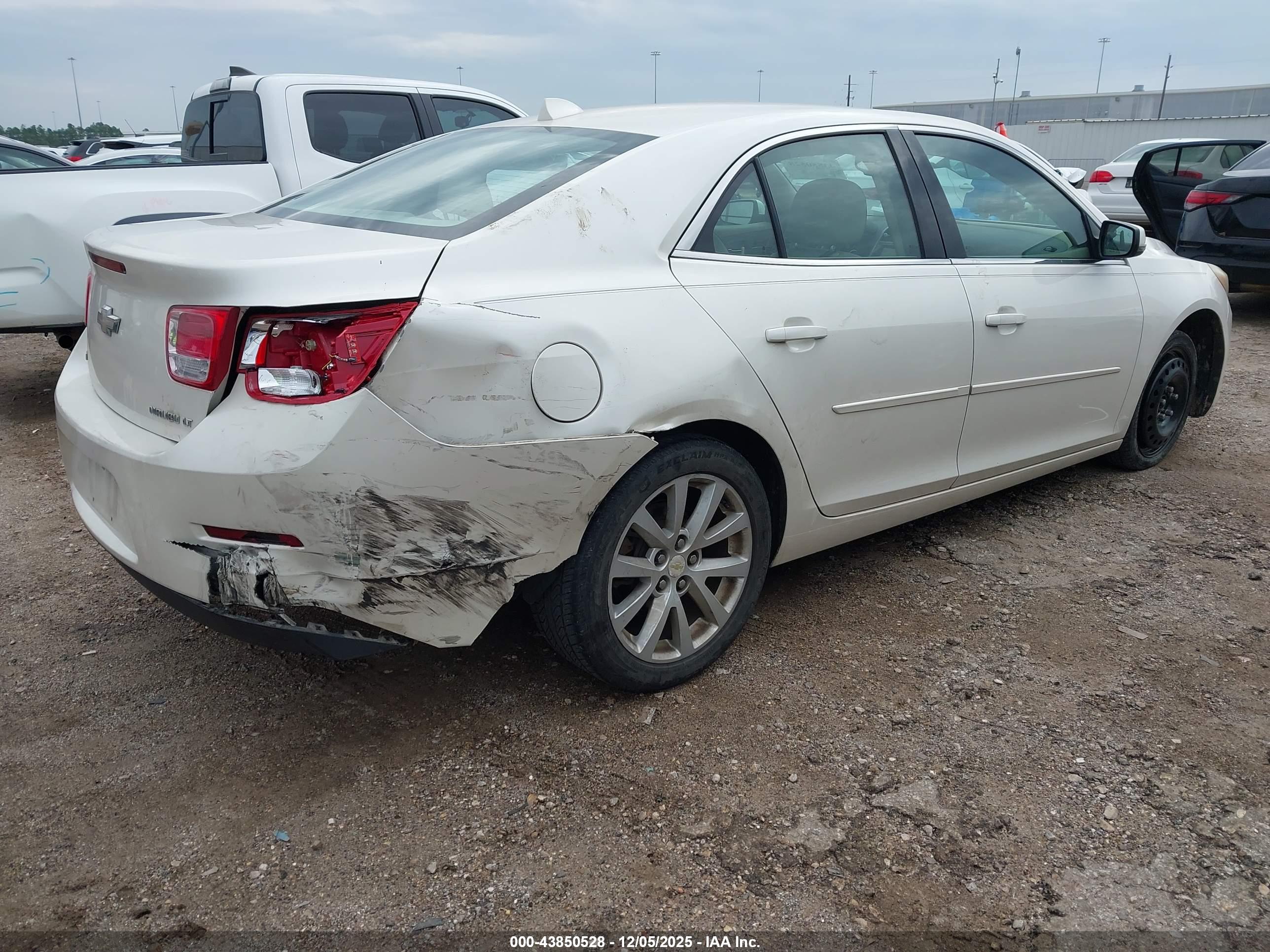 CHEVROLET MALIBU image 4