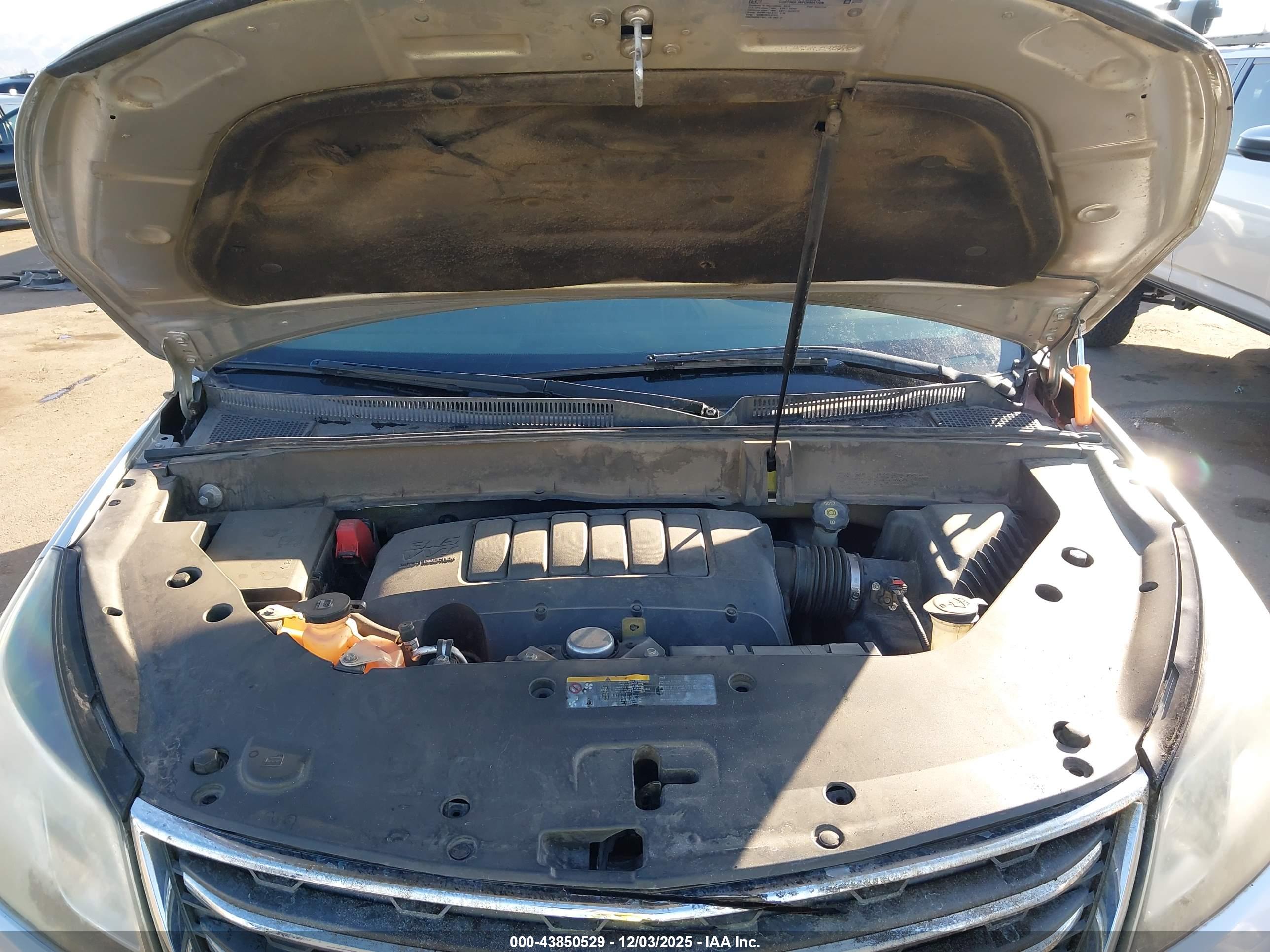 CHEVROLET TRAVERSE image 10