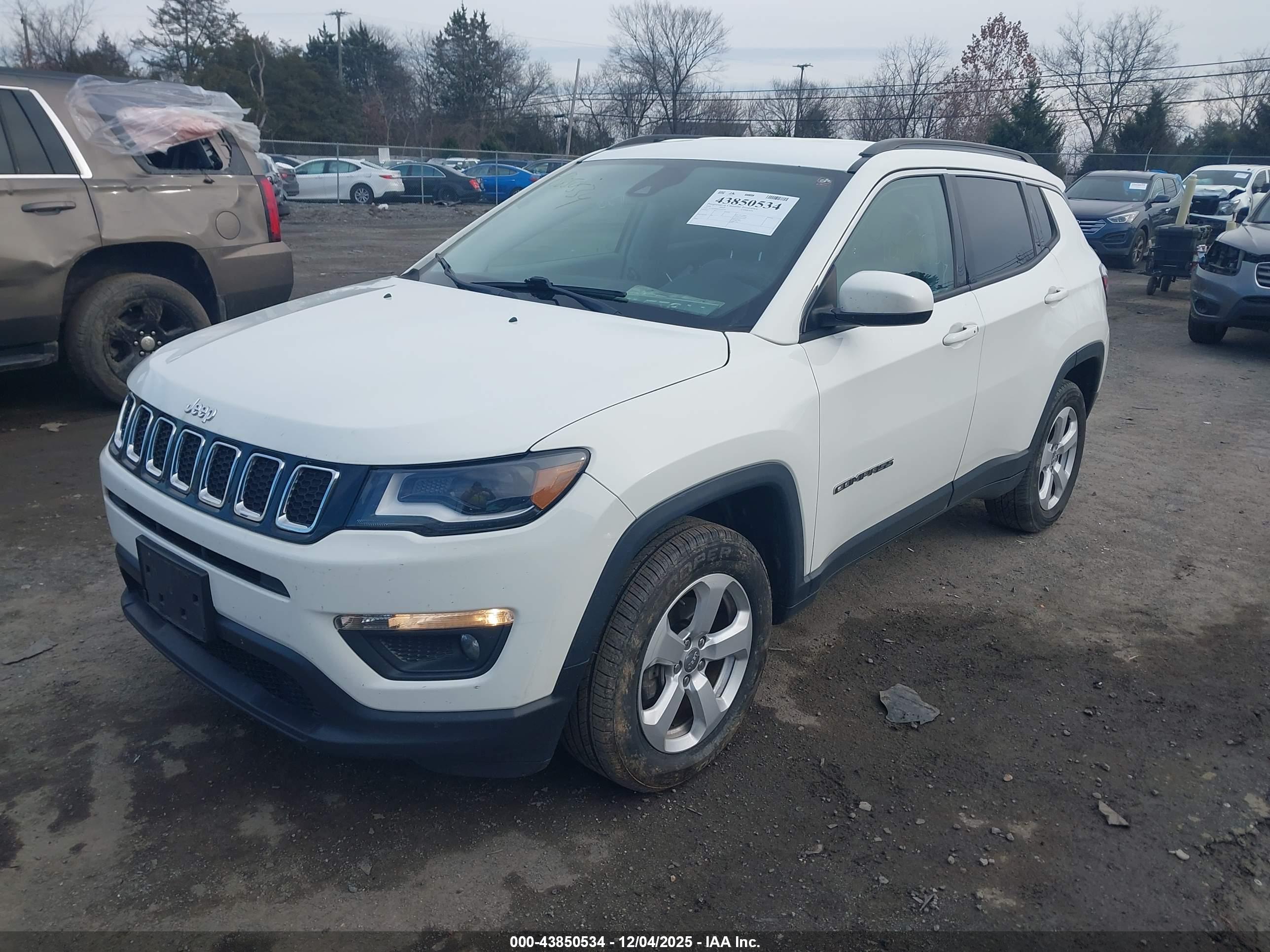 JEEP COMPASS image 2