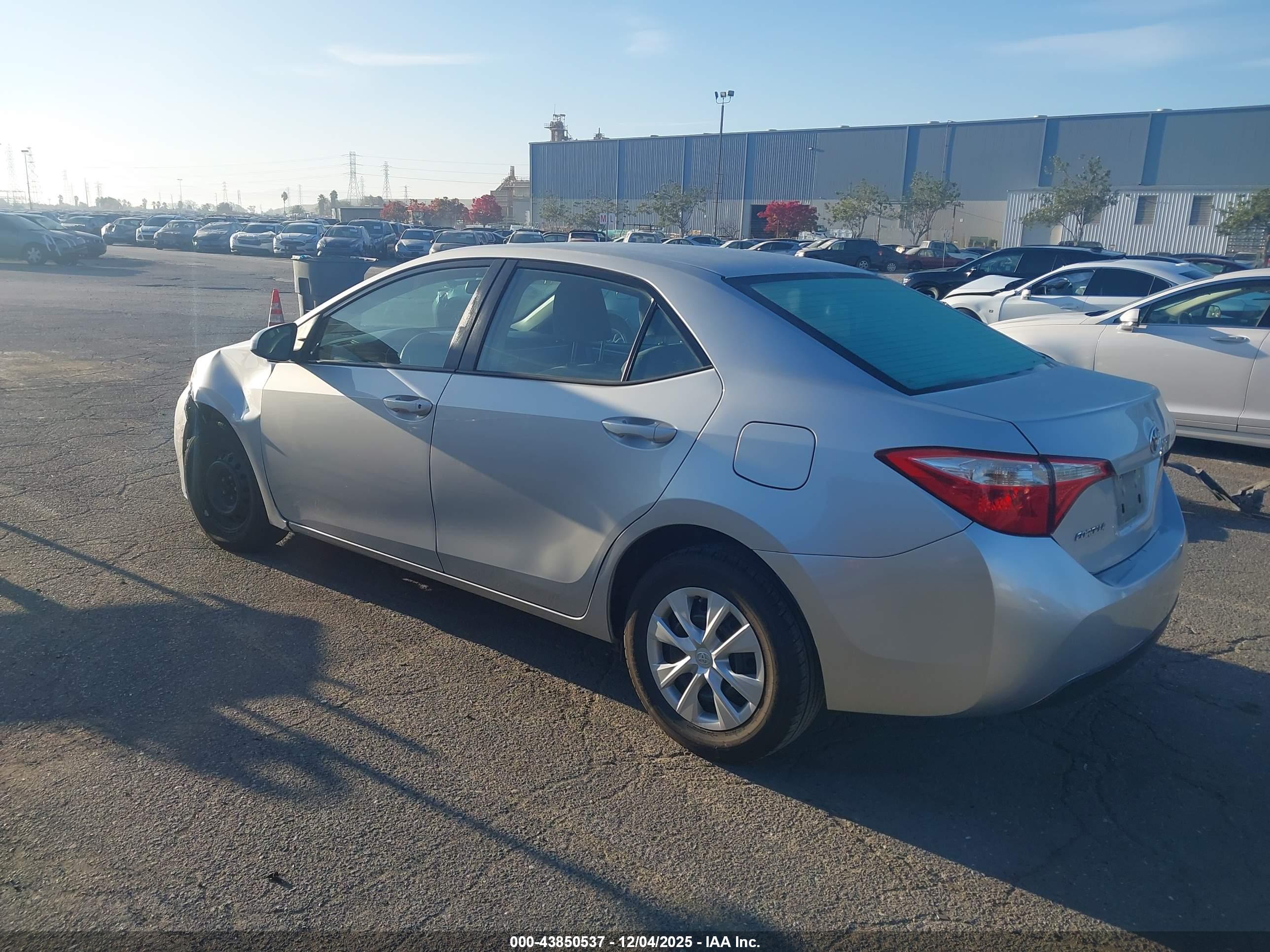 TOYOTA COROLLA image 3