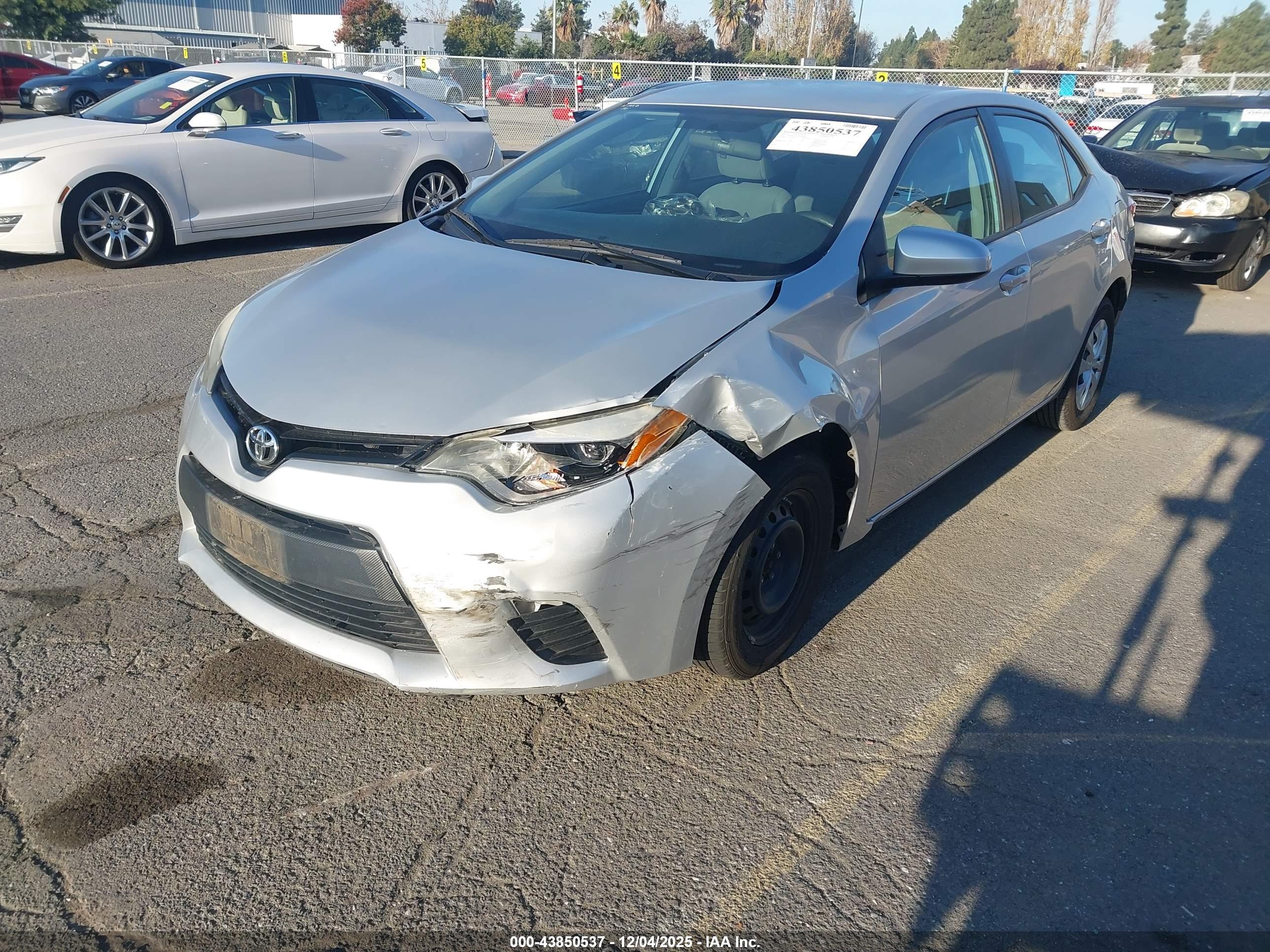 TOYOTA COROLLA image 6