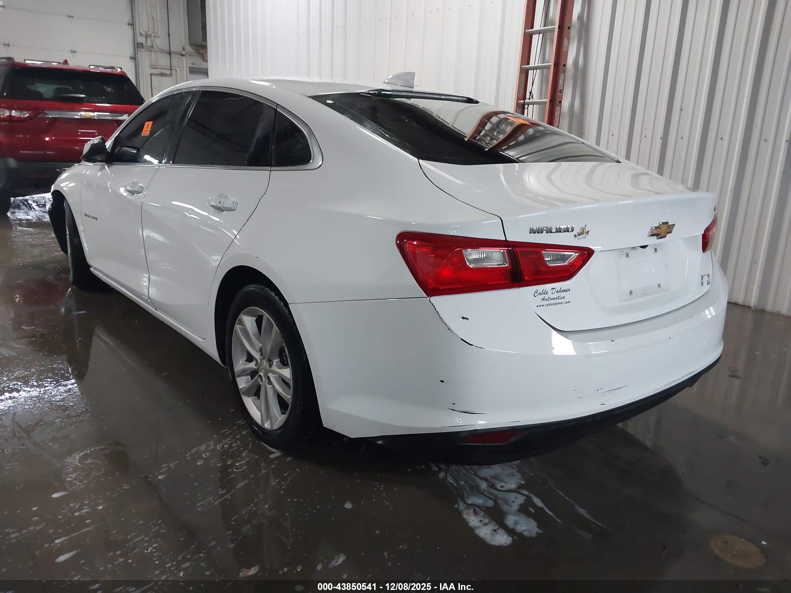 CHEVROLET MALIBU image 3