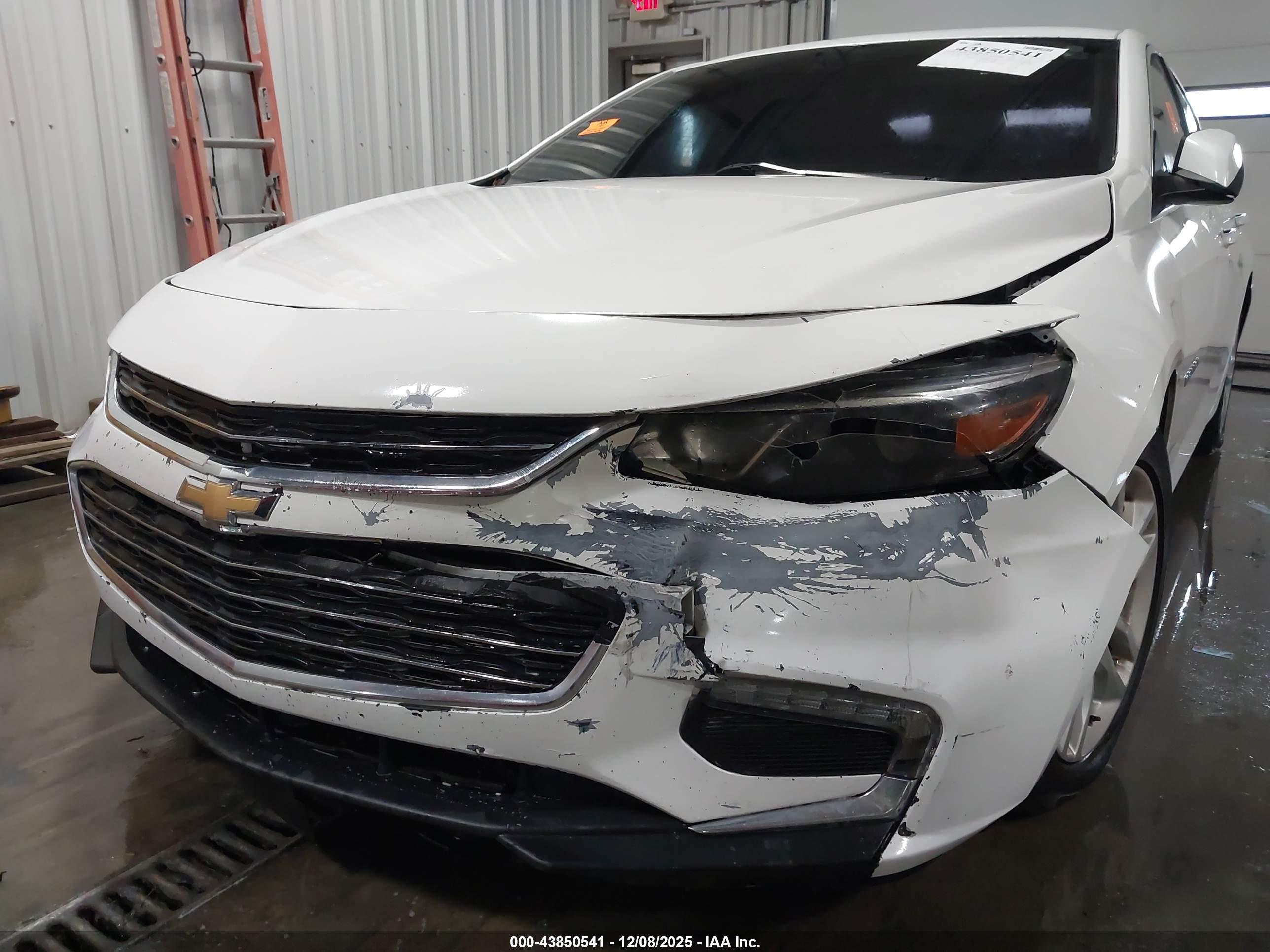 CHEVROLET MALIBU image 6