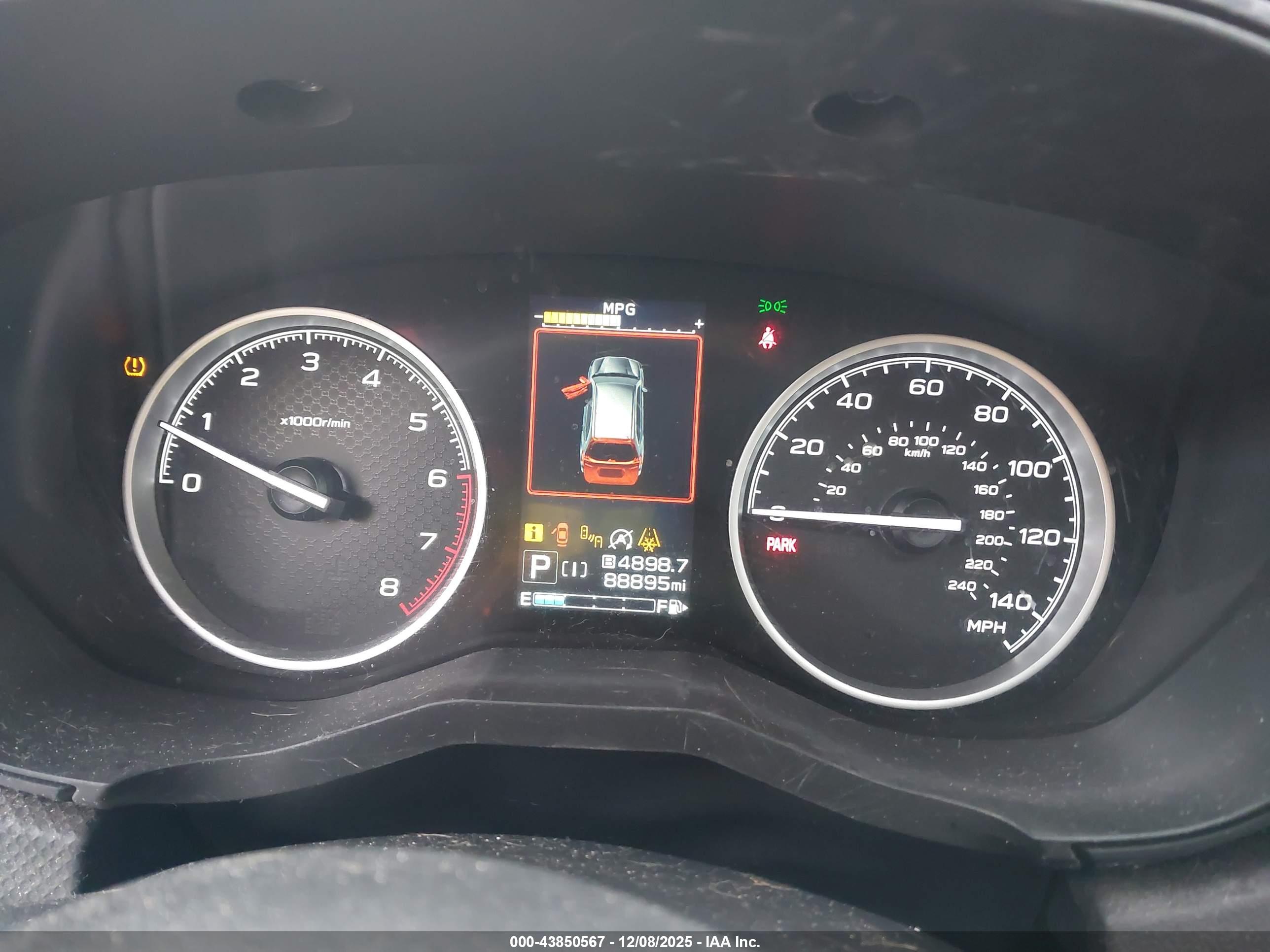 SUBARU FORESTER image 7