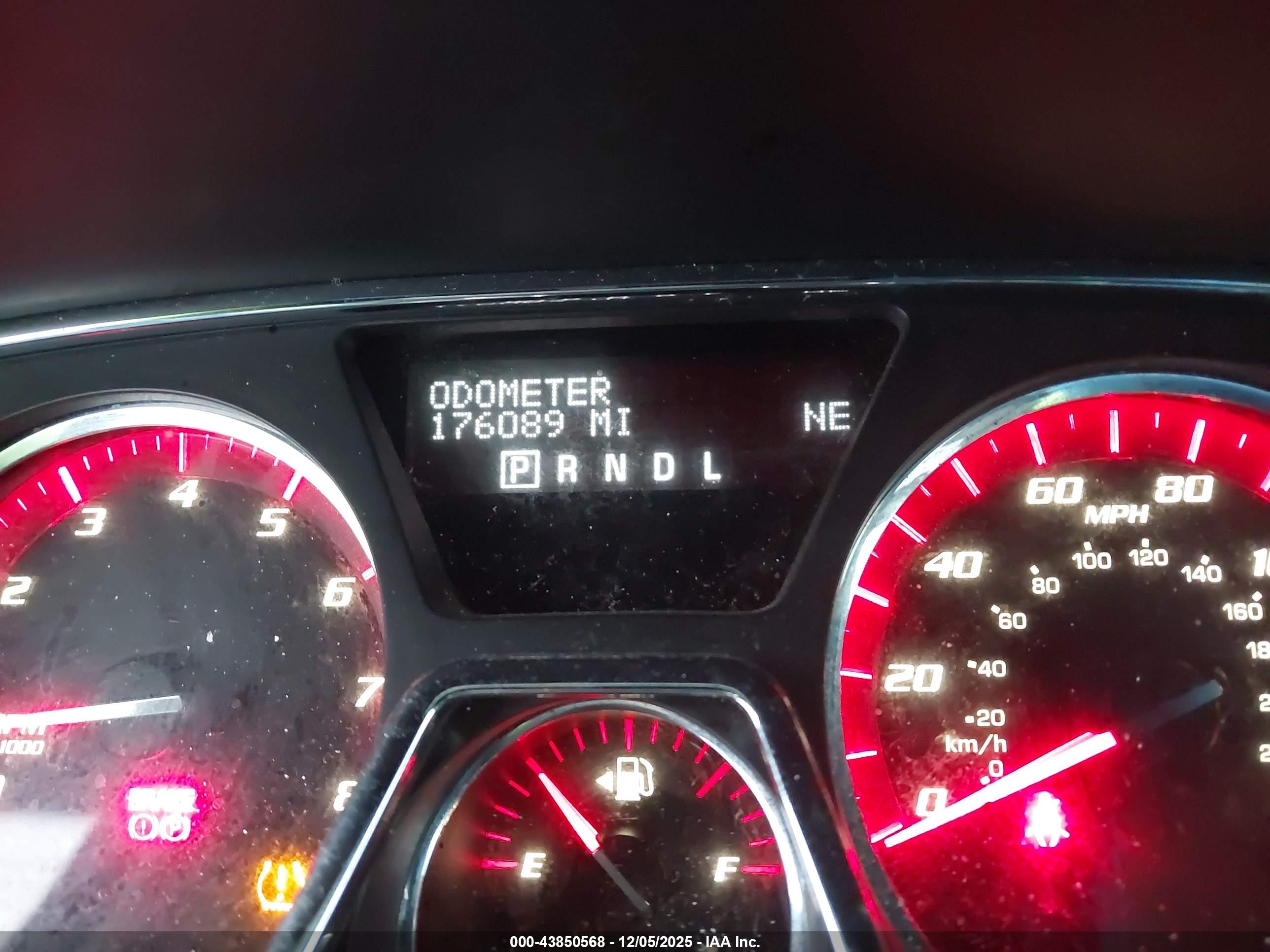 GMC ACADIA image 7