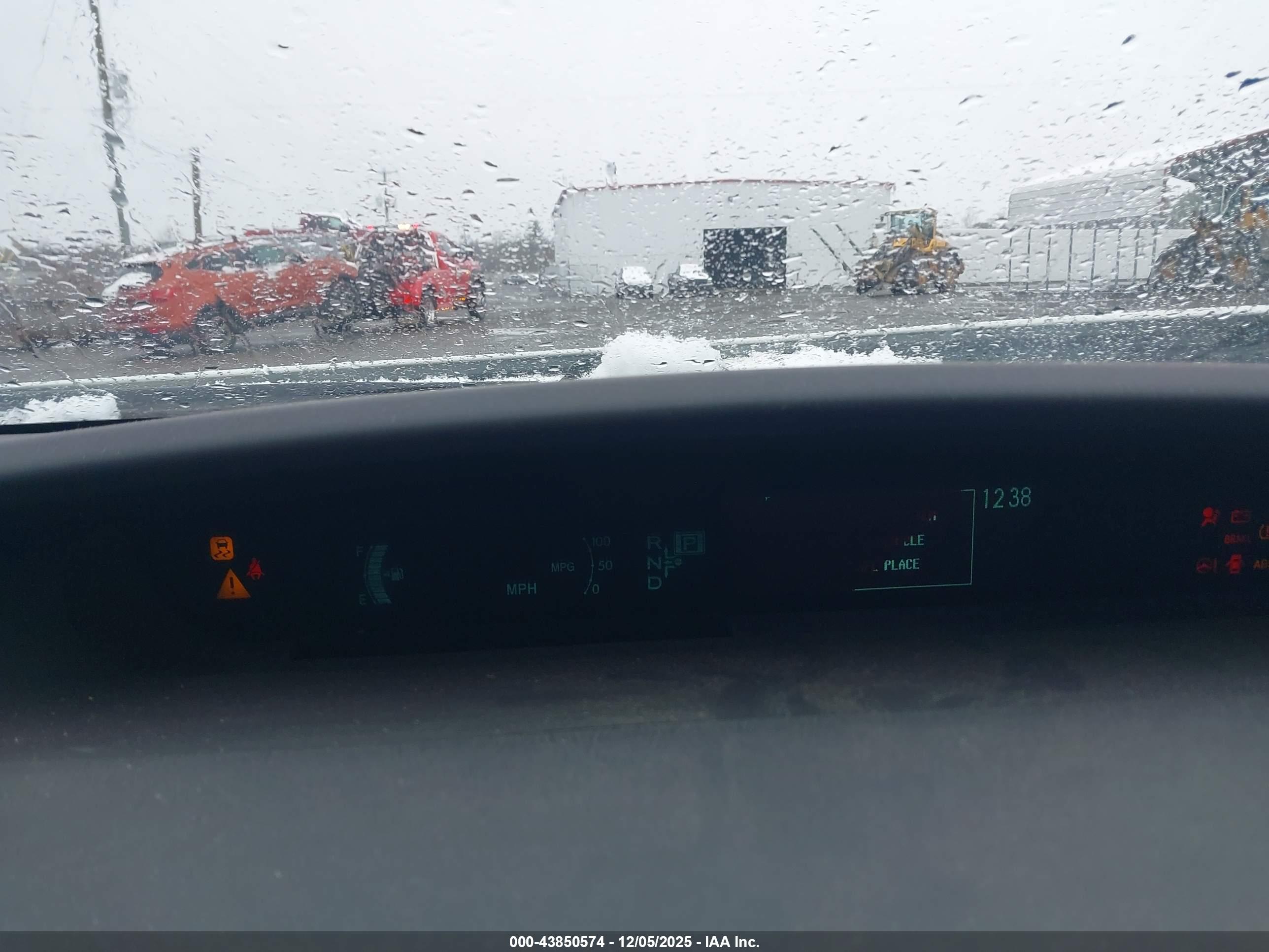 TOYOTA PRIUS image 7
