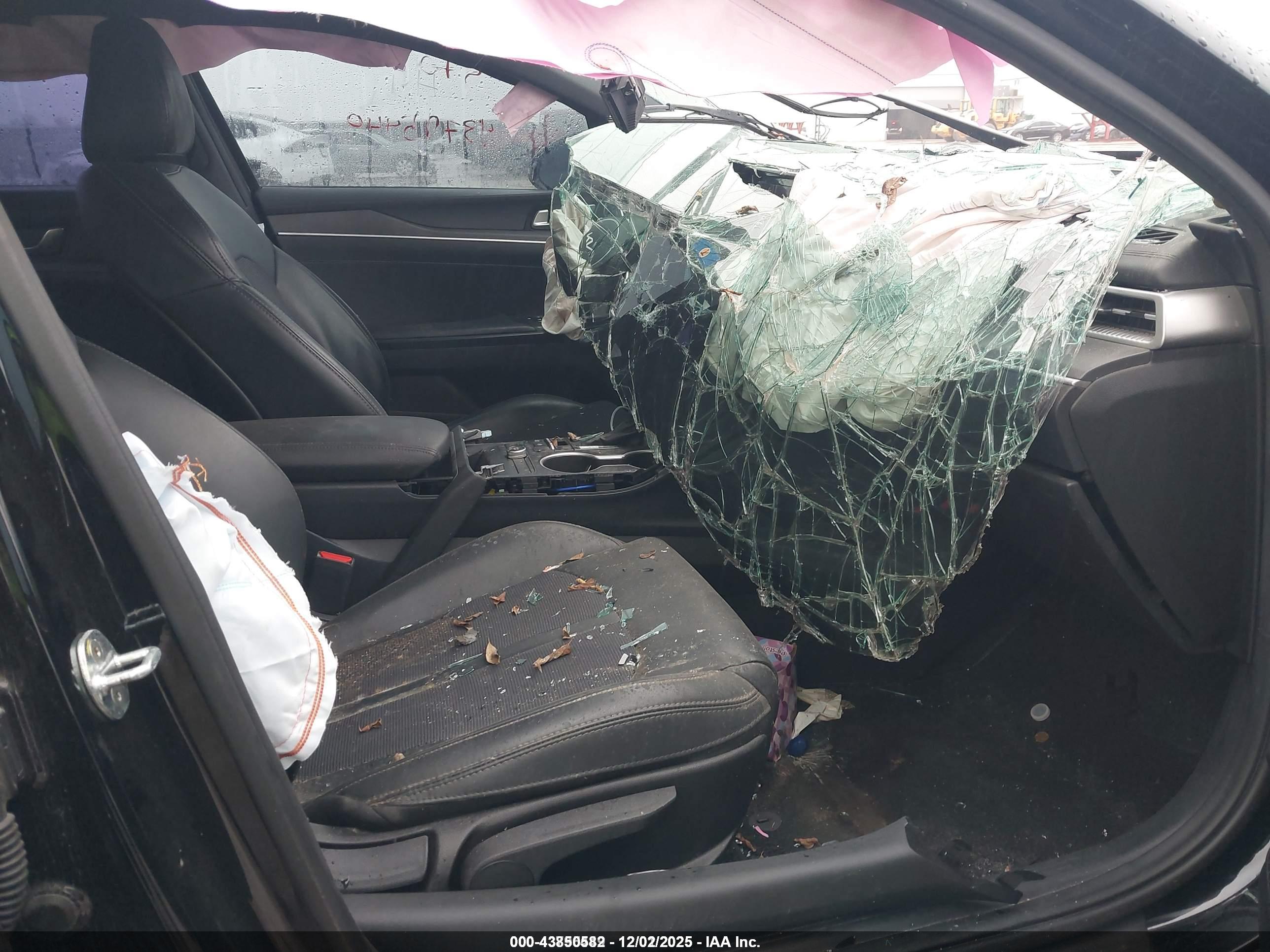 KIA K5 image 5