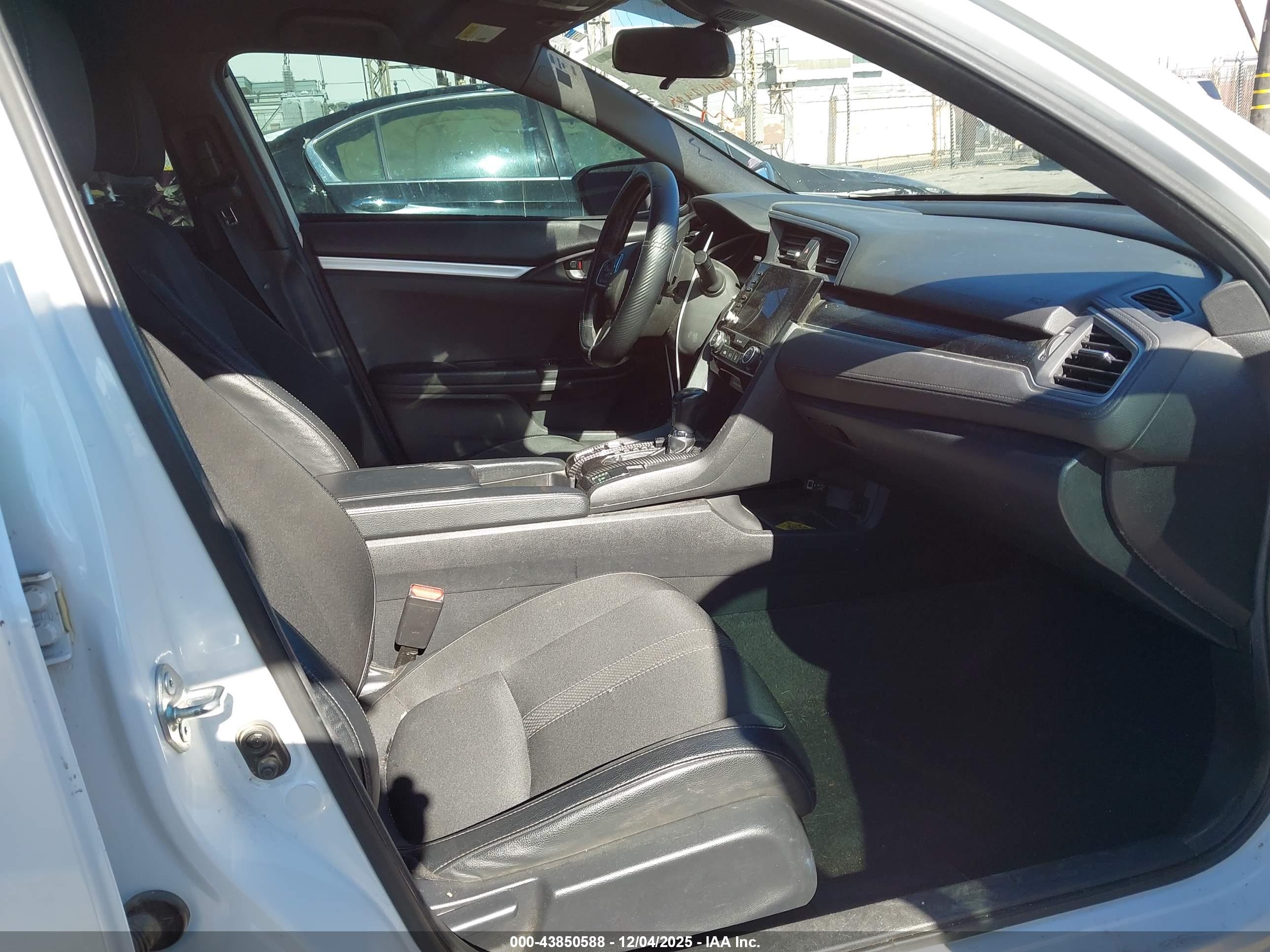 HONDA CIVIC image 5