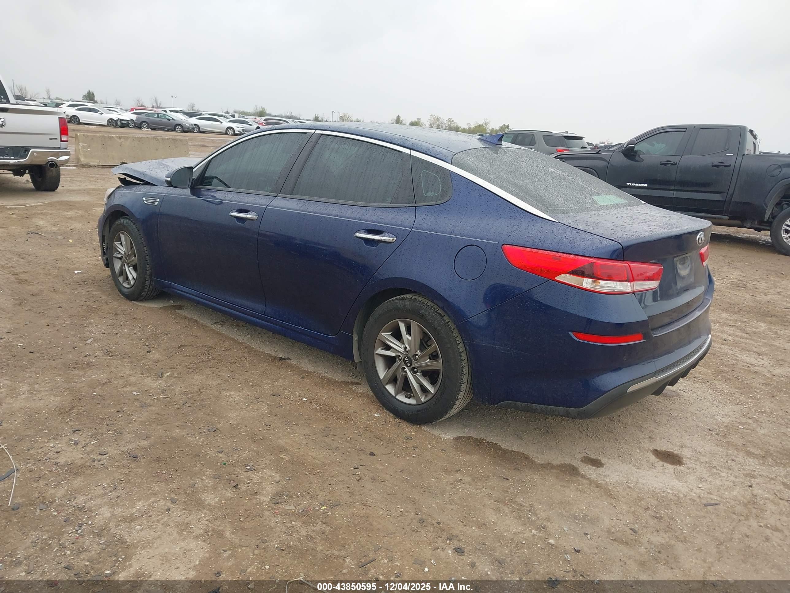KIA OPTIMA image 3