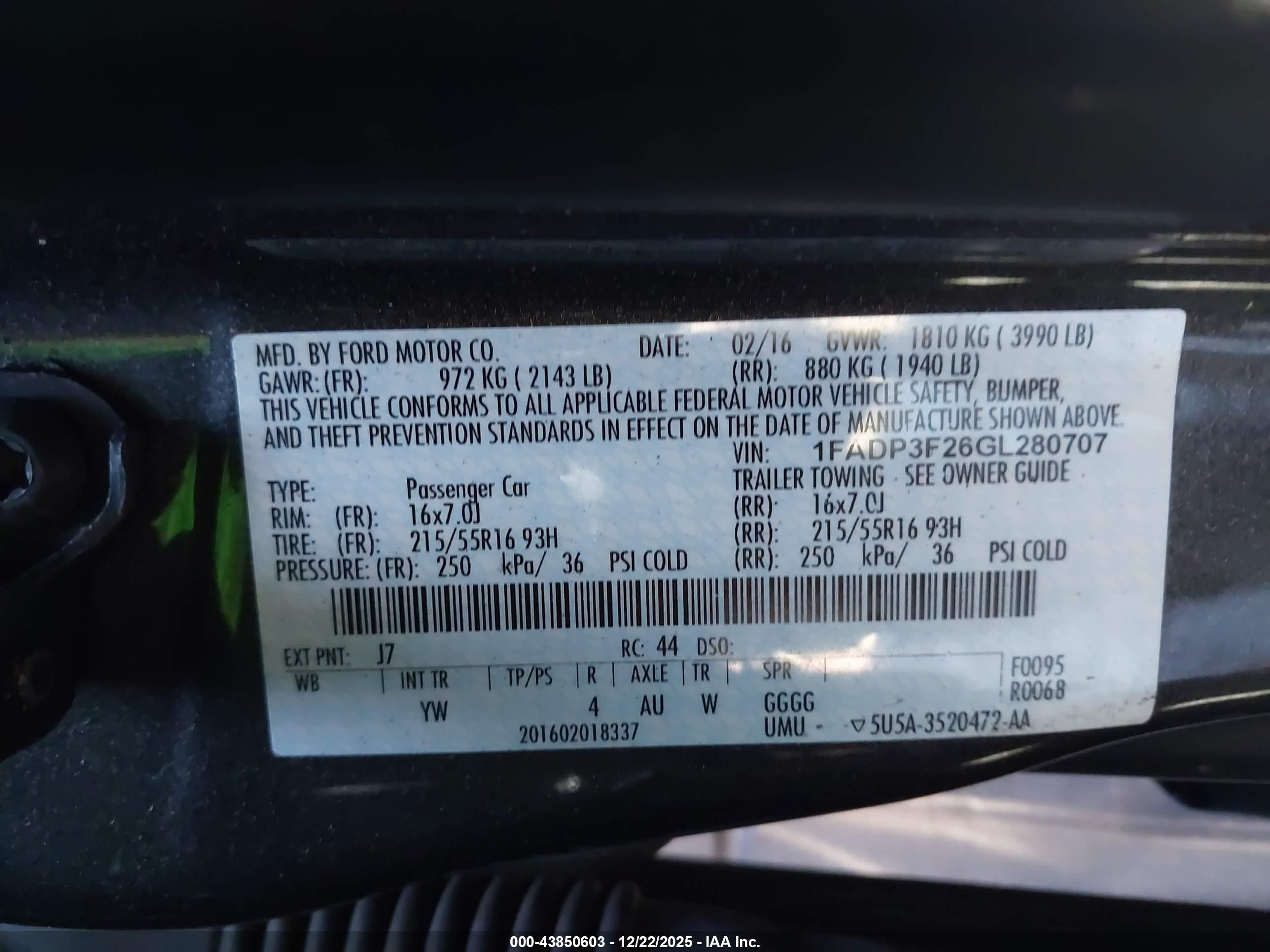 FORD FOCUS image 9
