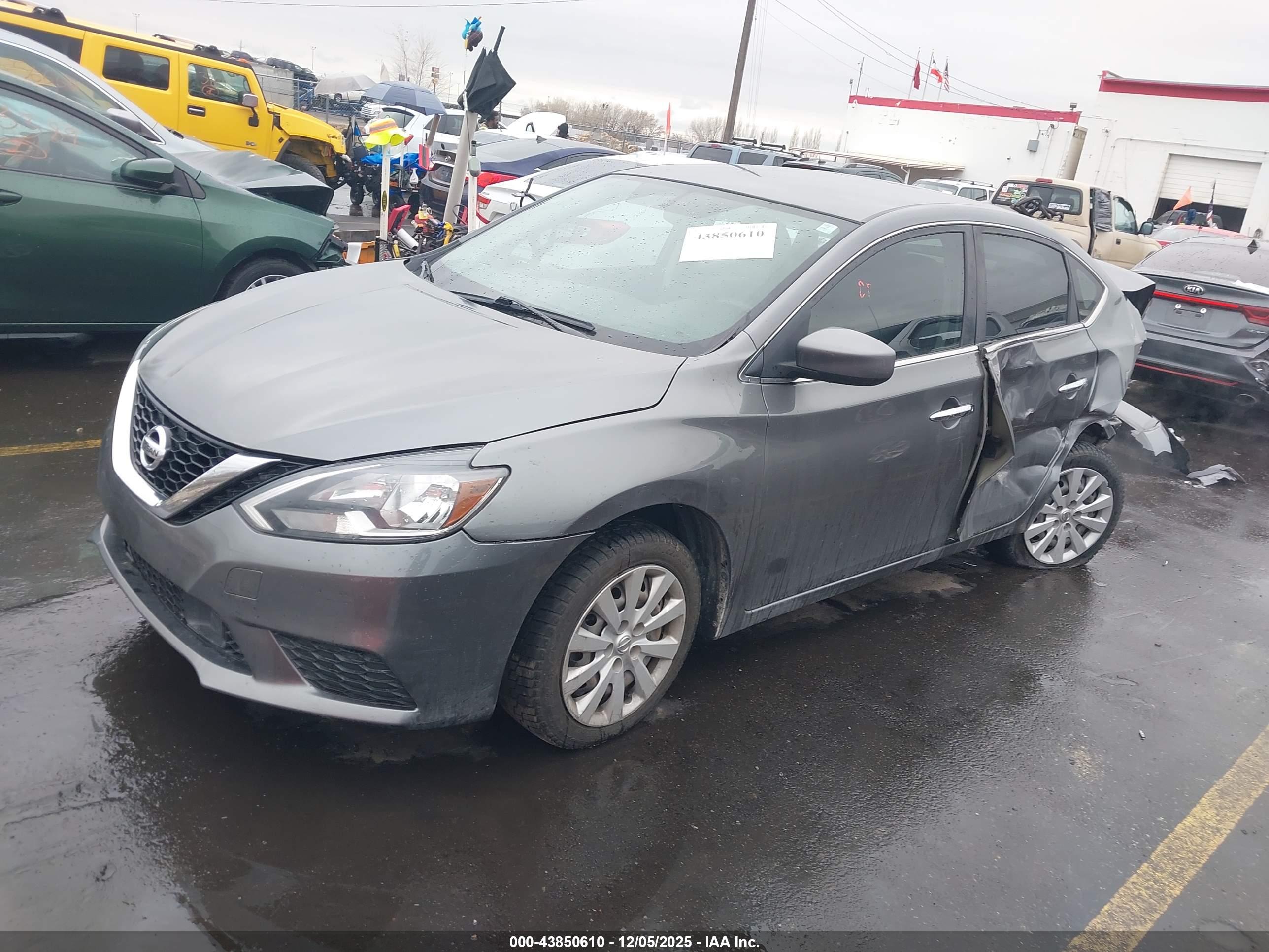 NISSAN SENTRA image 2