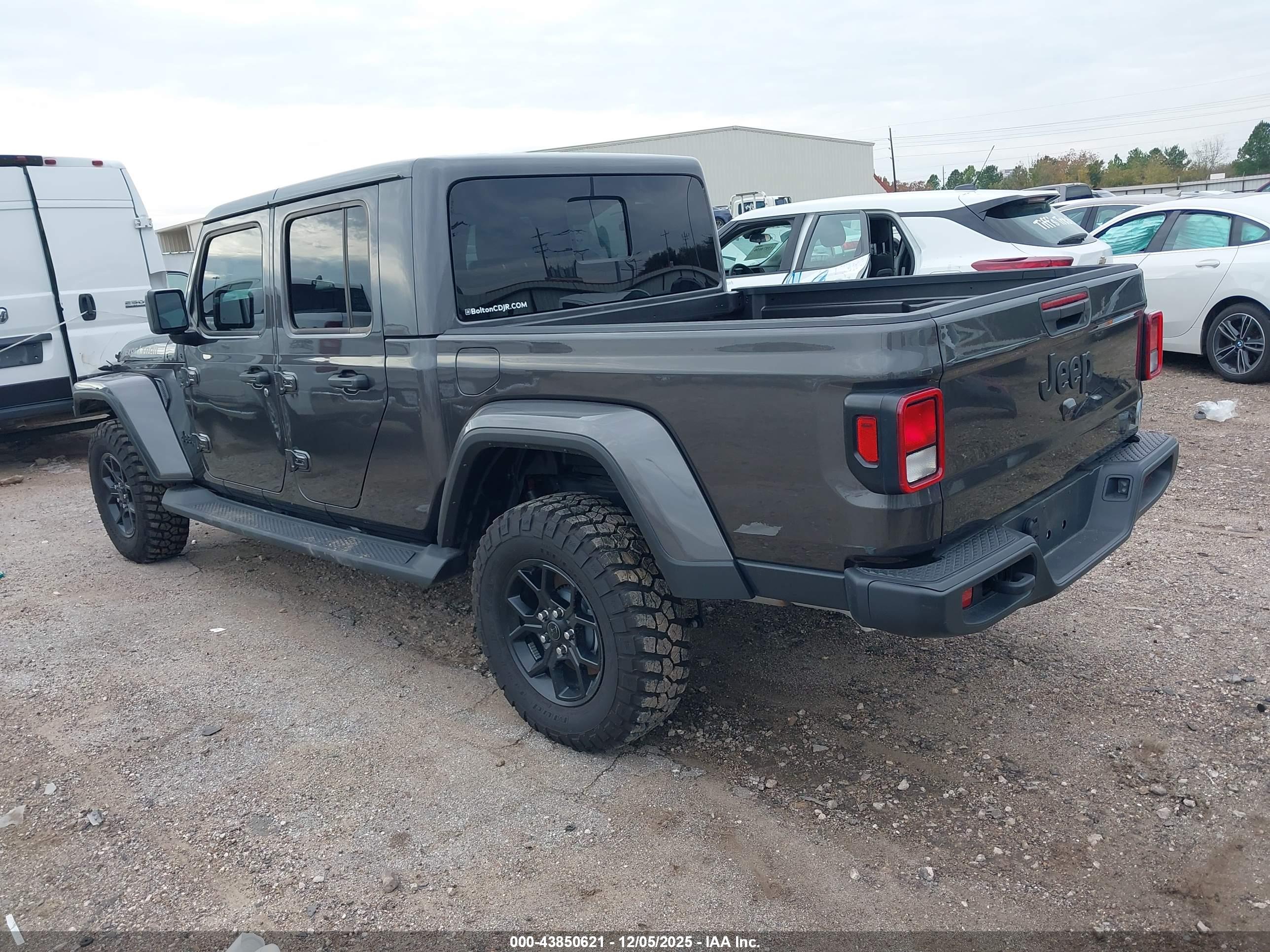 JEEP GLADIATOR image 3