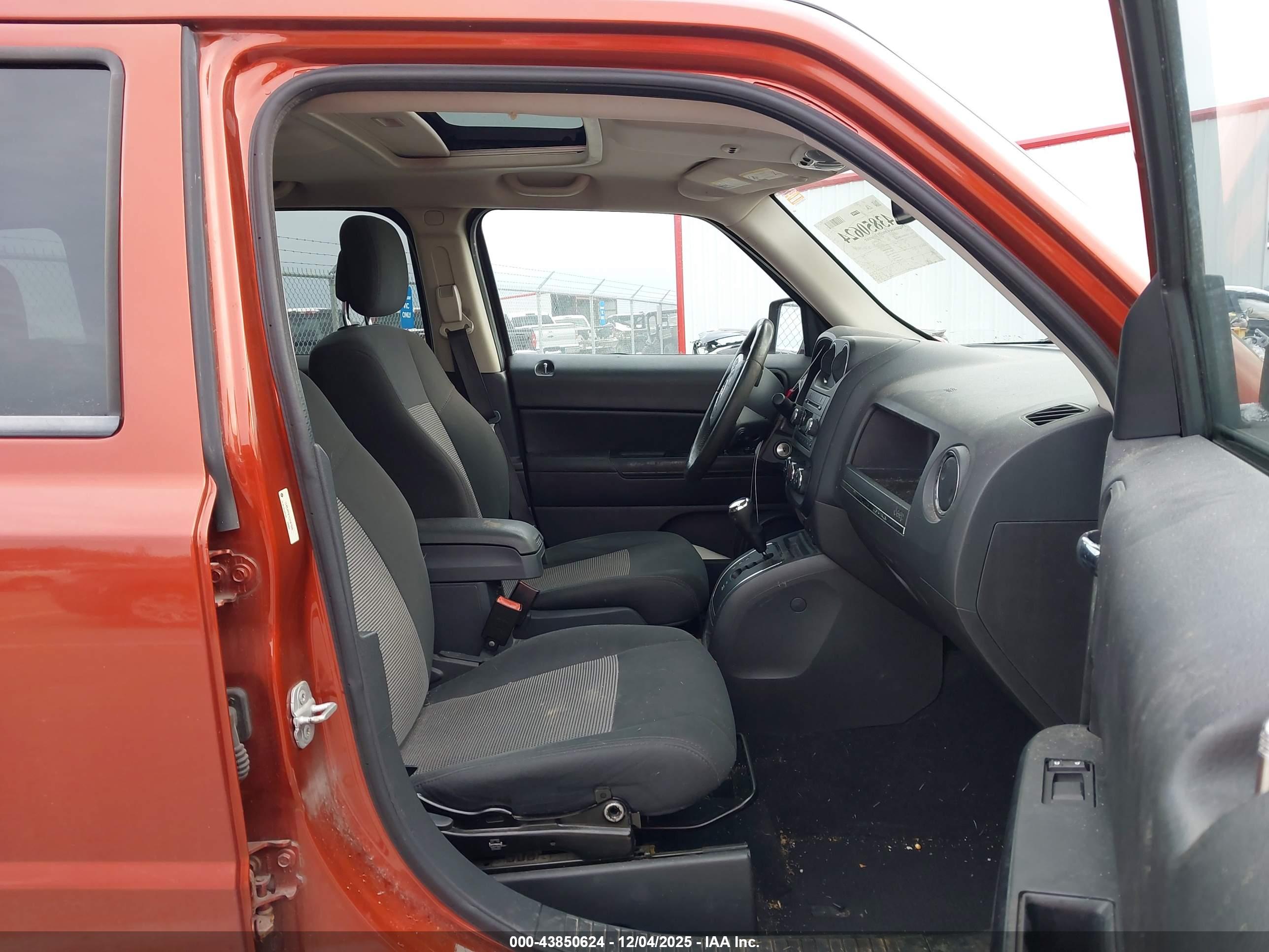 JEEP PATRIOT image 5