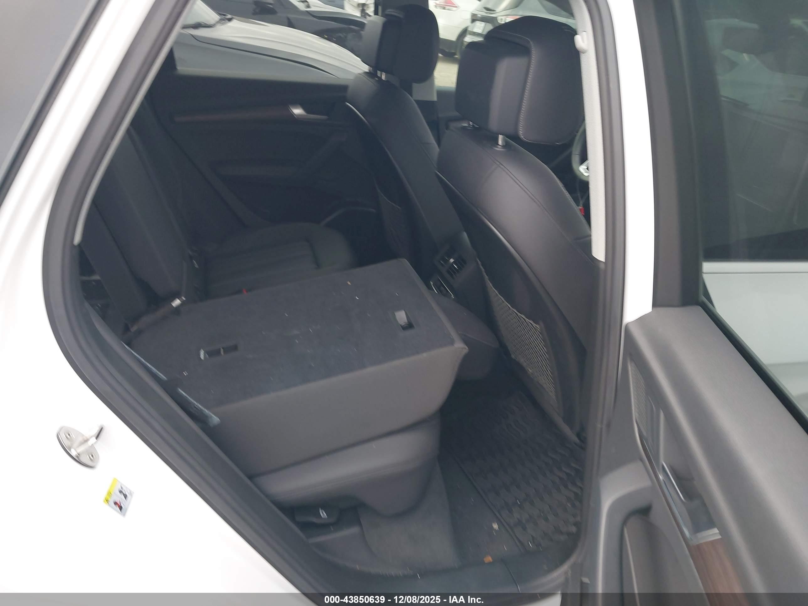 AUDI Q5 image 8