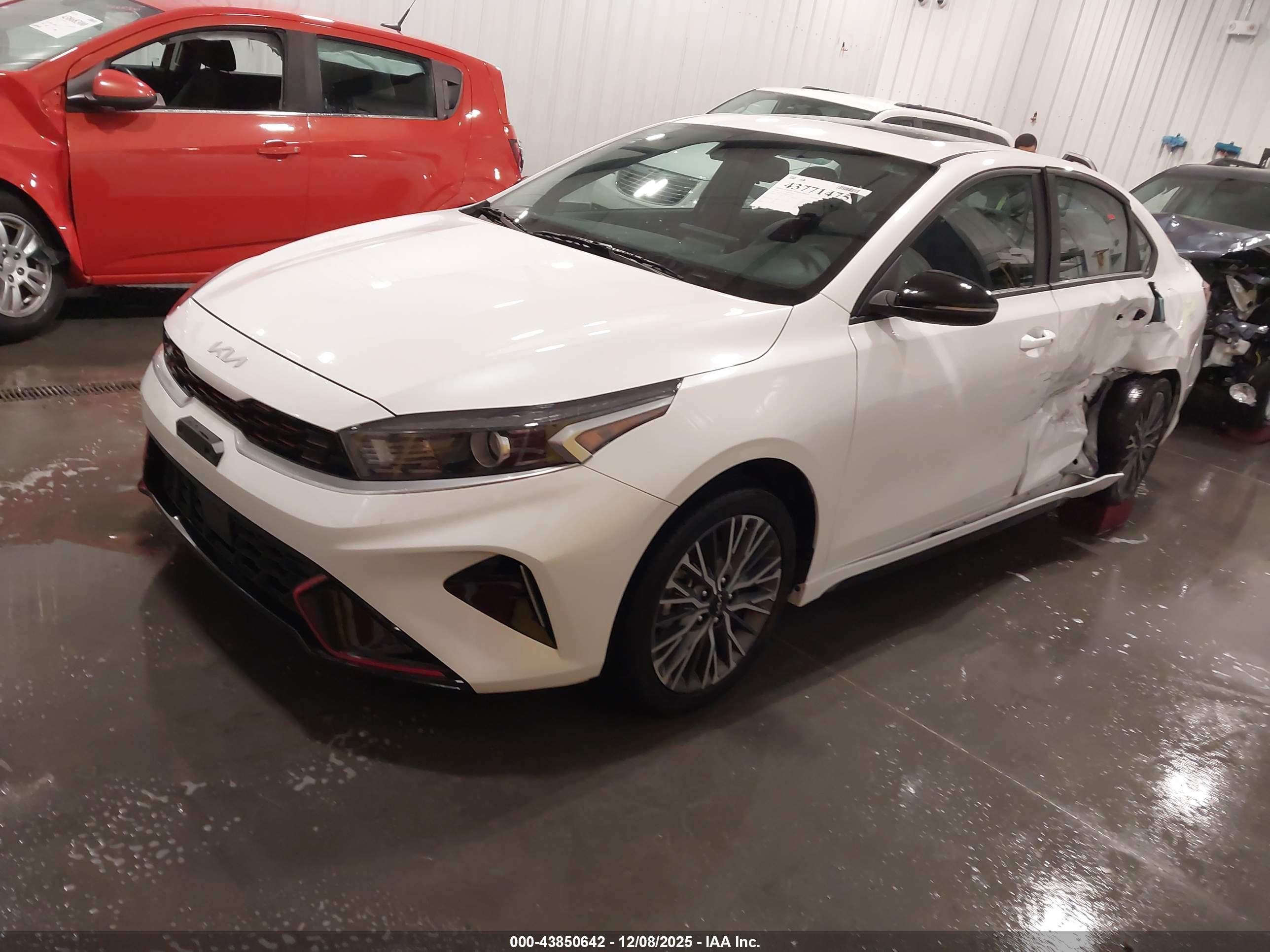 KIA FORTE image 2