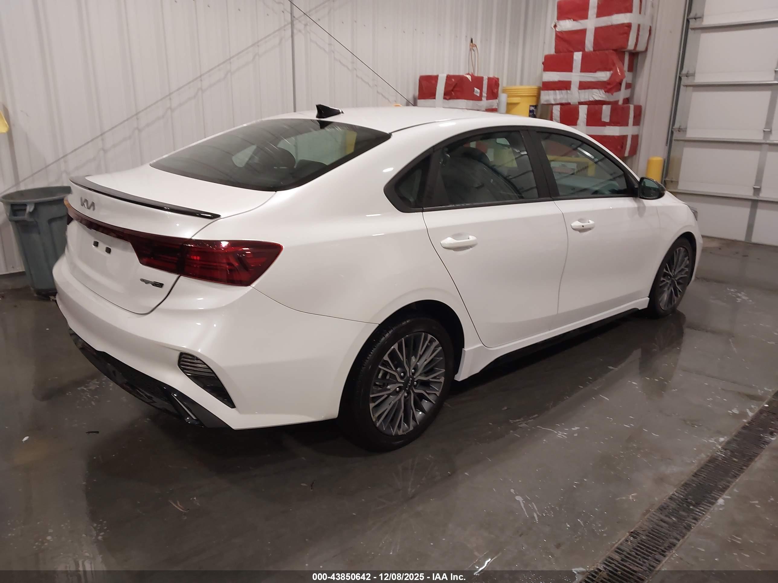 KIA FORTE image 4