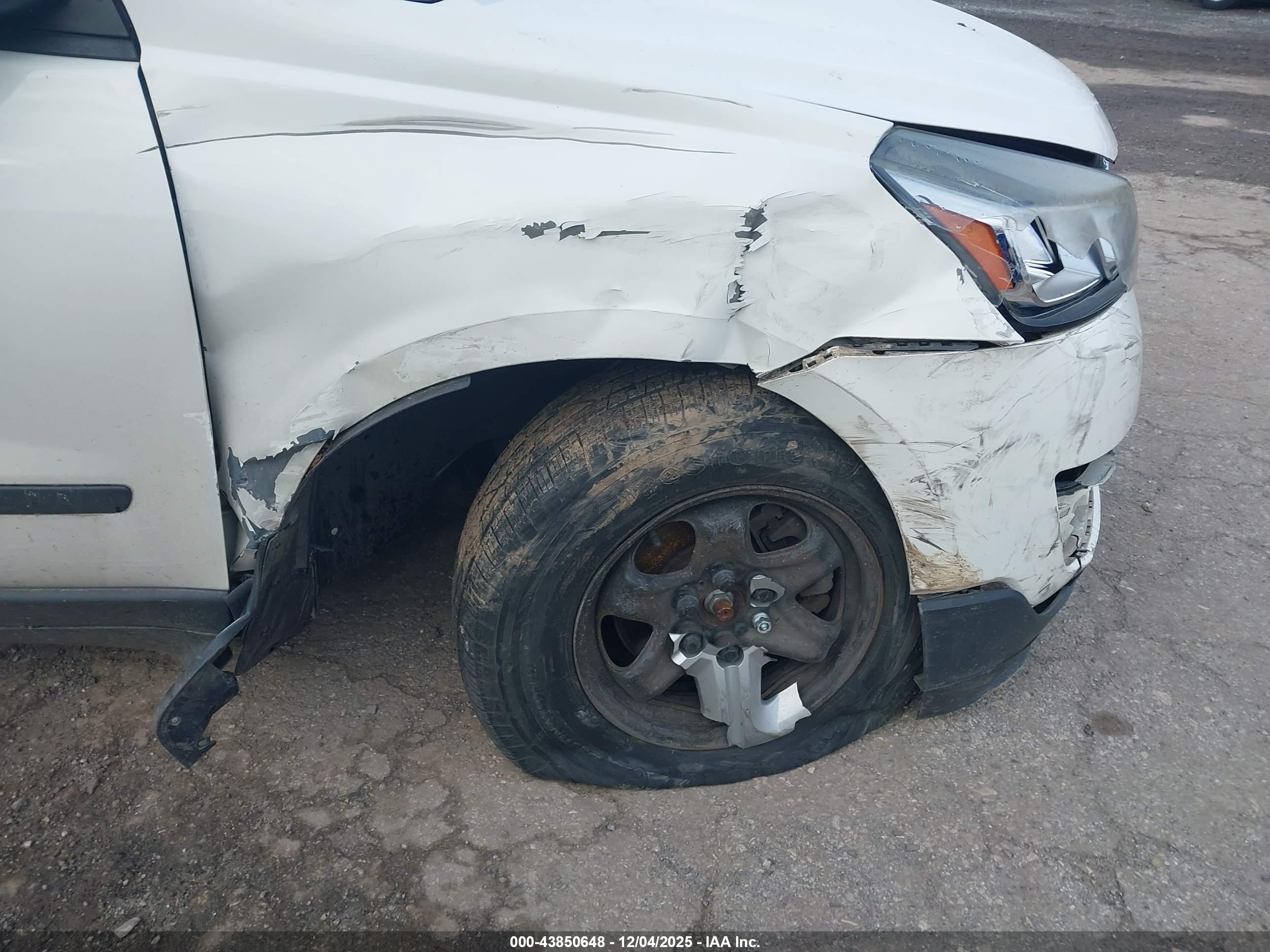 CHEVROLET TRAVERSE image 6