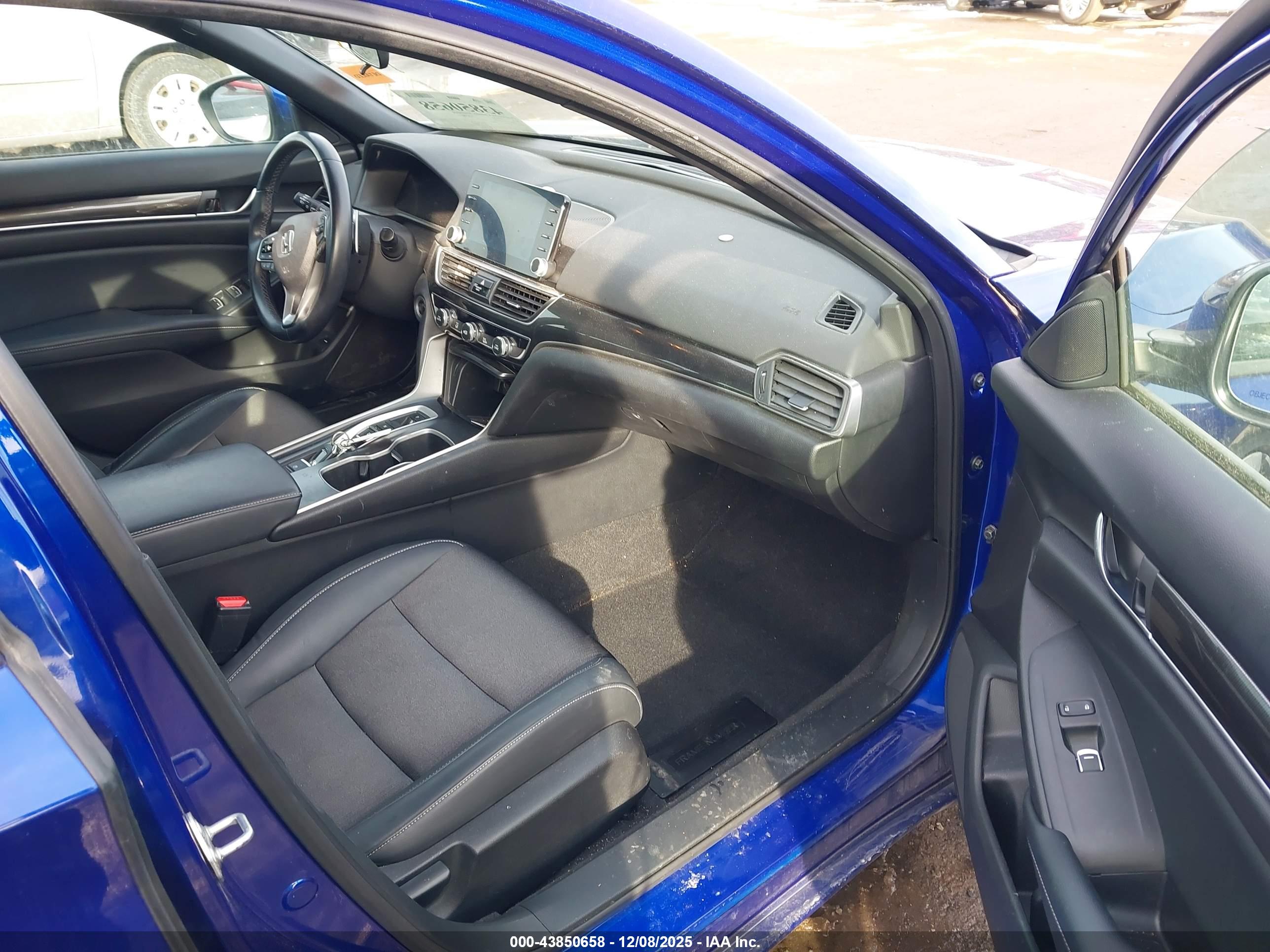 HONDA ACCORD image 5