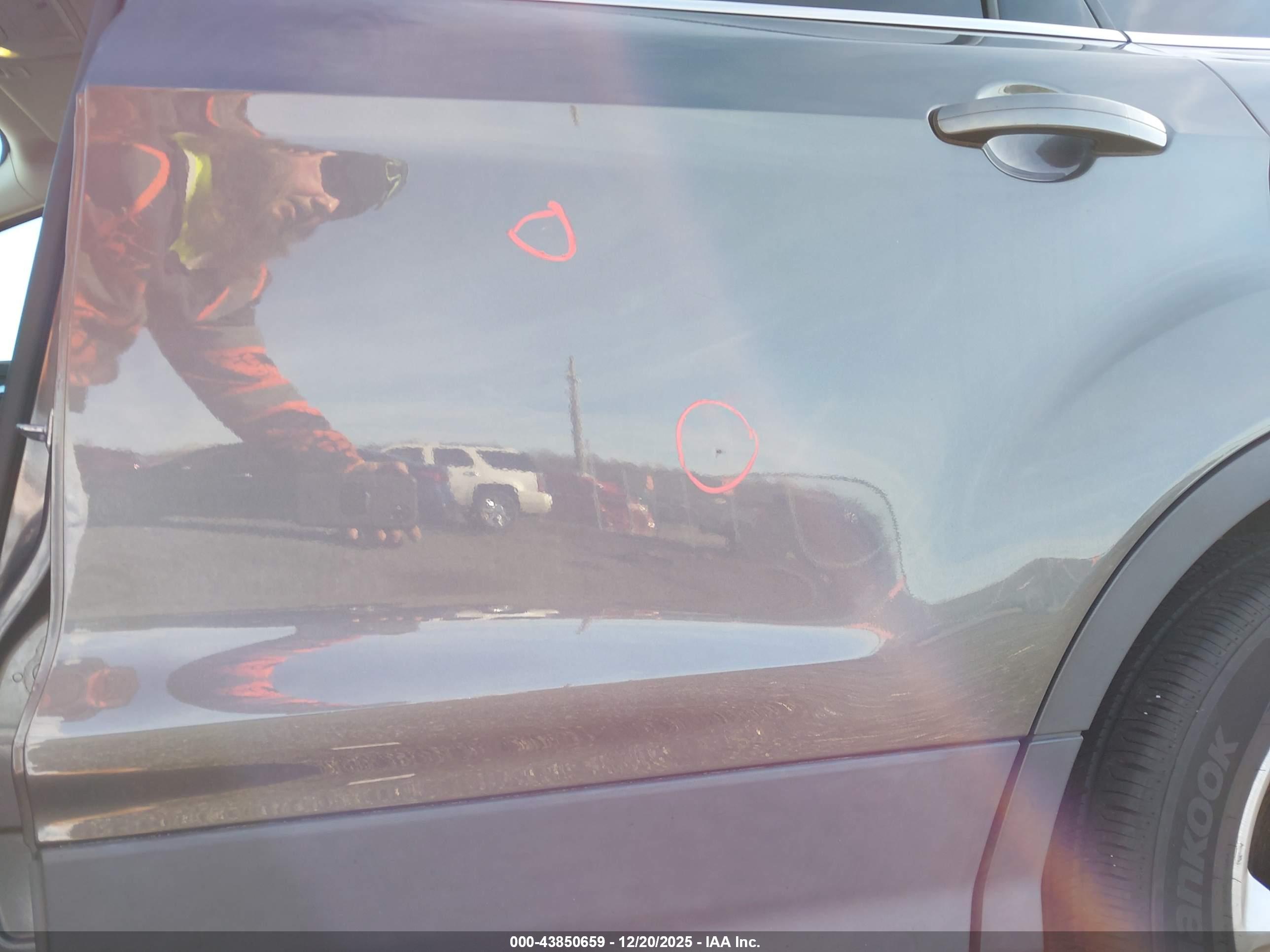 FORD ESCAPE image 6