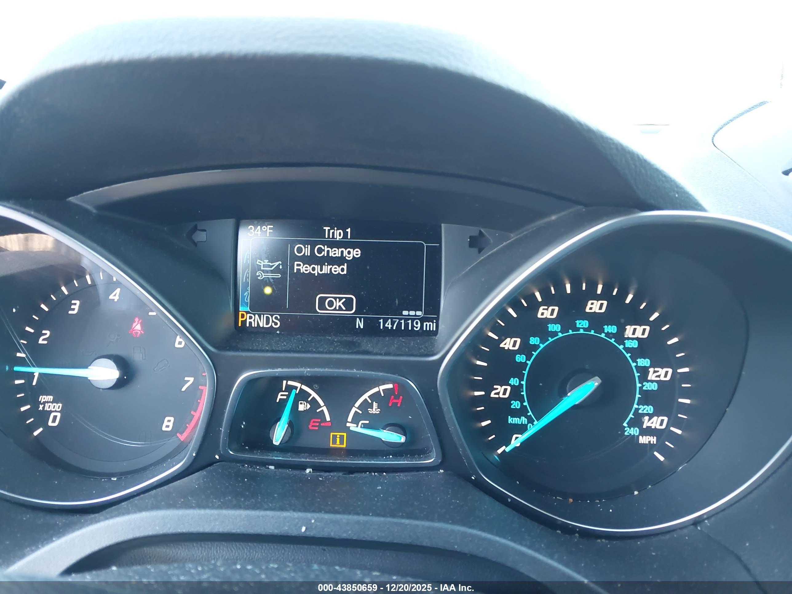 FORD ESCAPE image 7