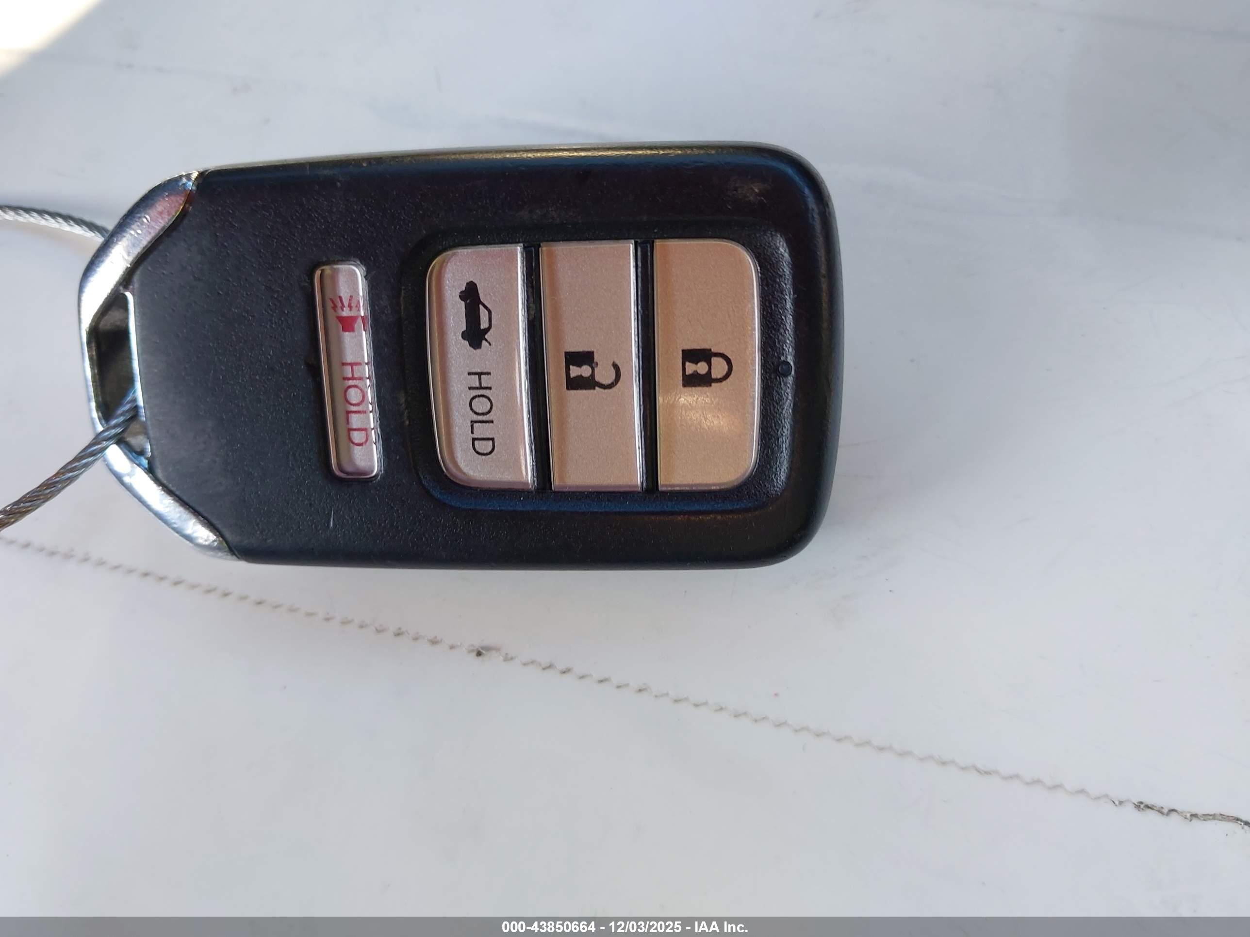 HONDA ACCORD image 11