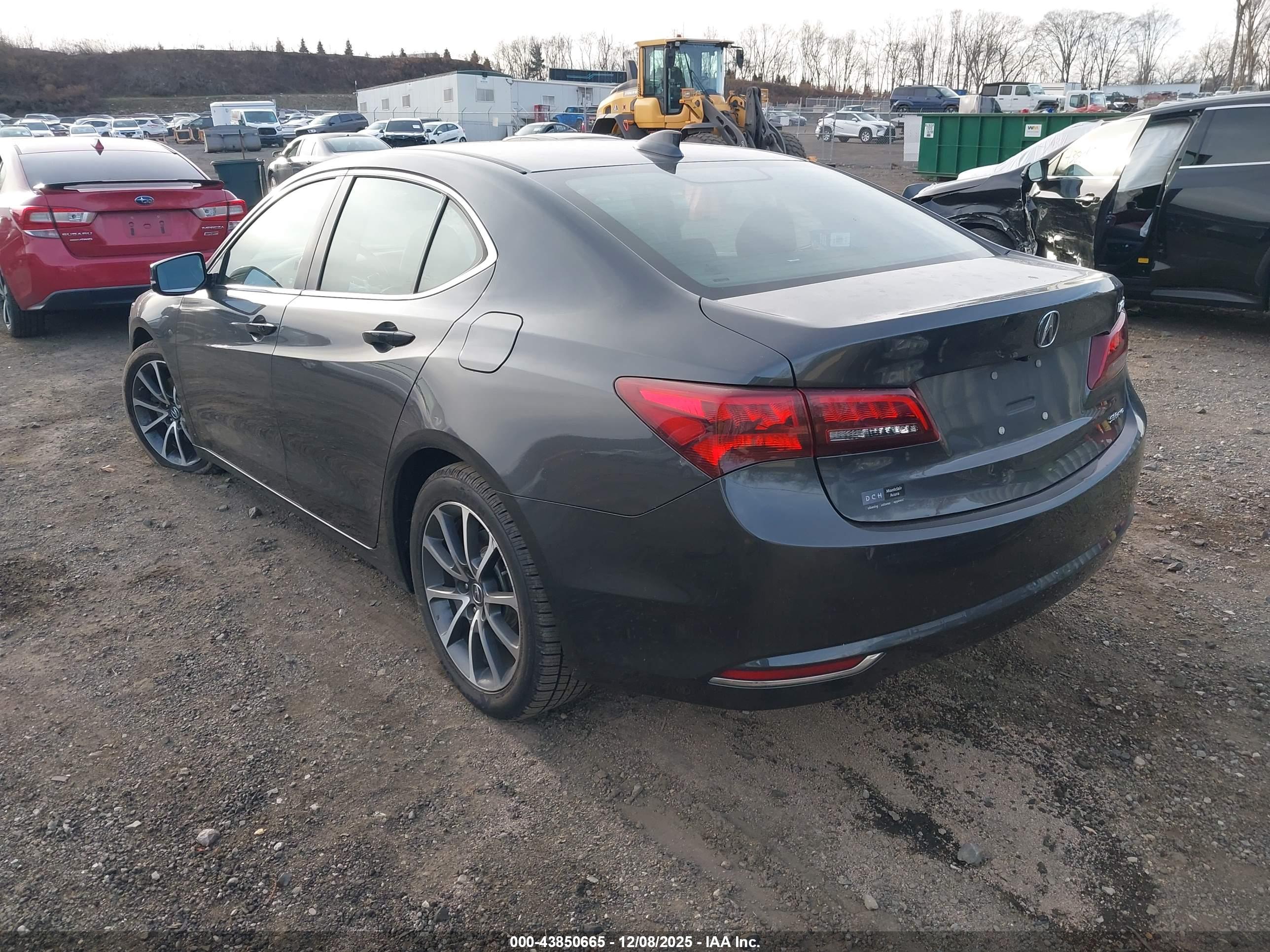 ACURA TLX image 3