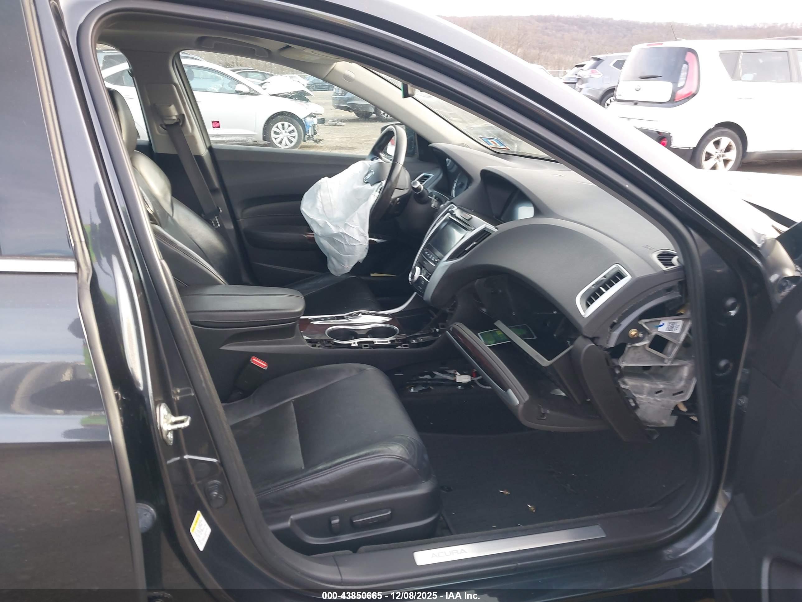 ACURA TLX image 5