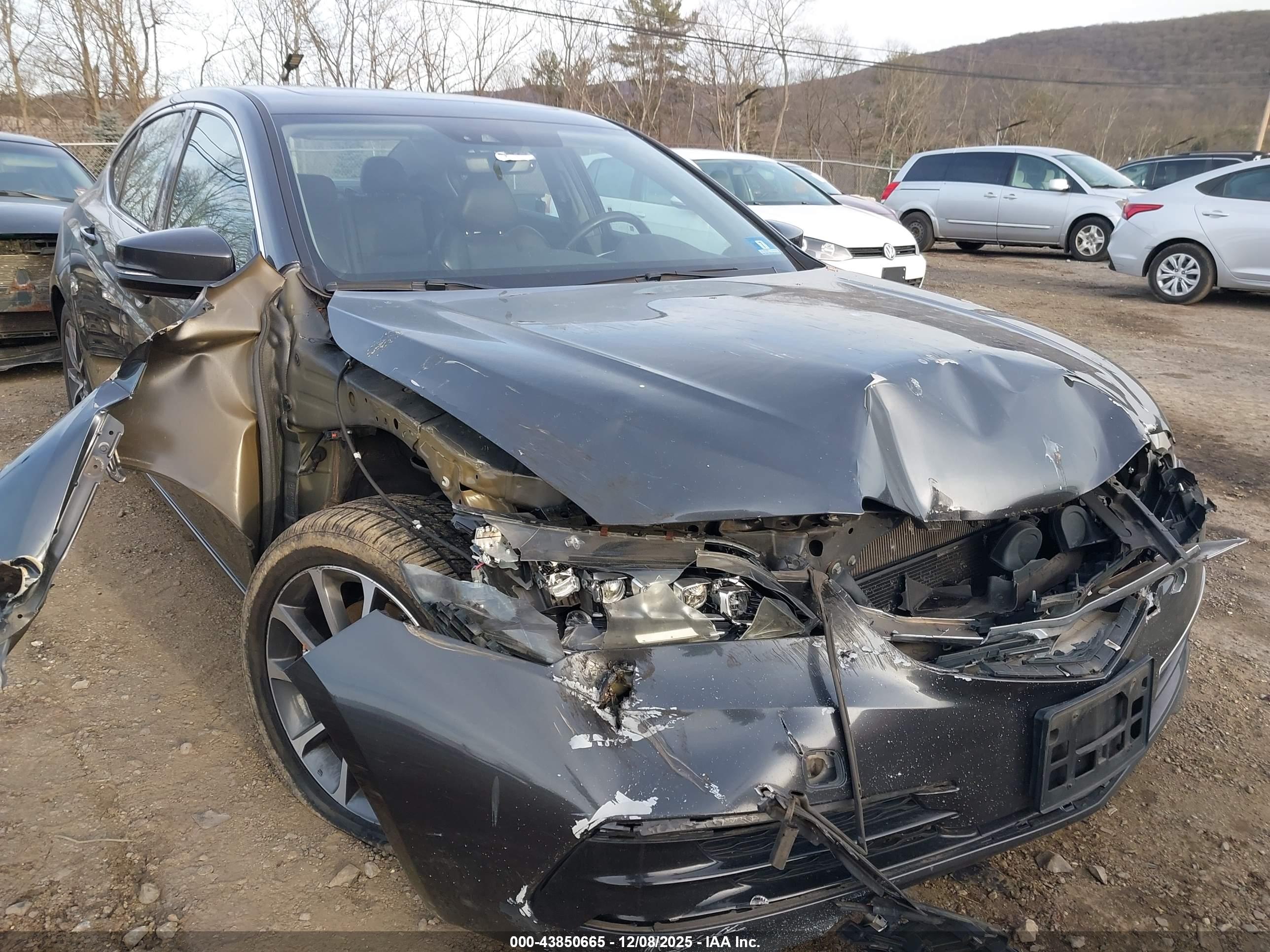 ACURA TLX image 6
