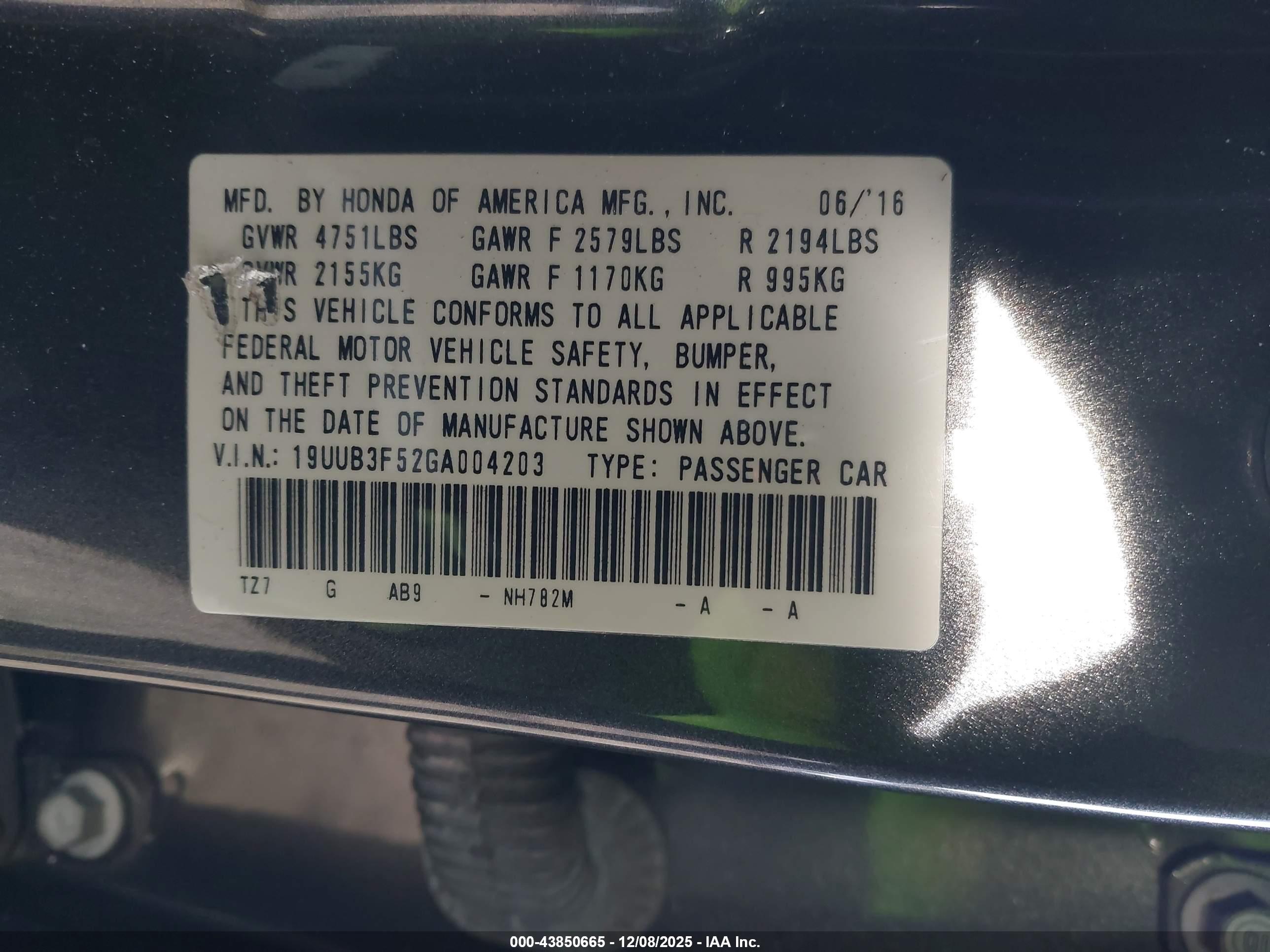 ACURA TLX image 9