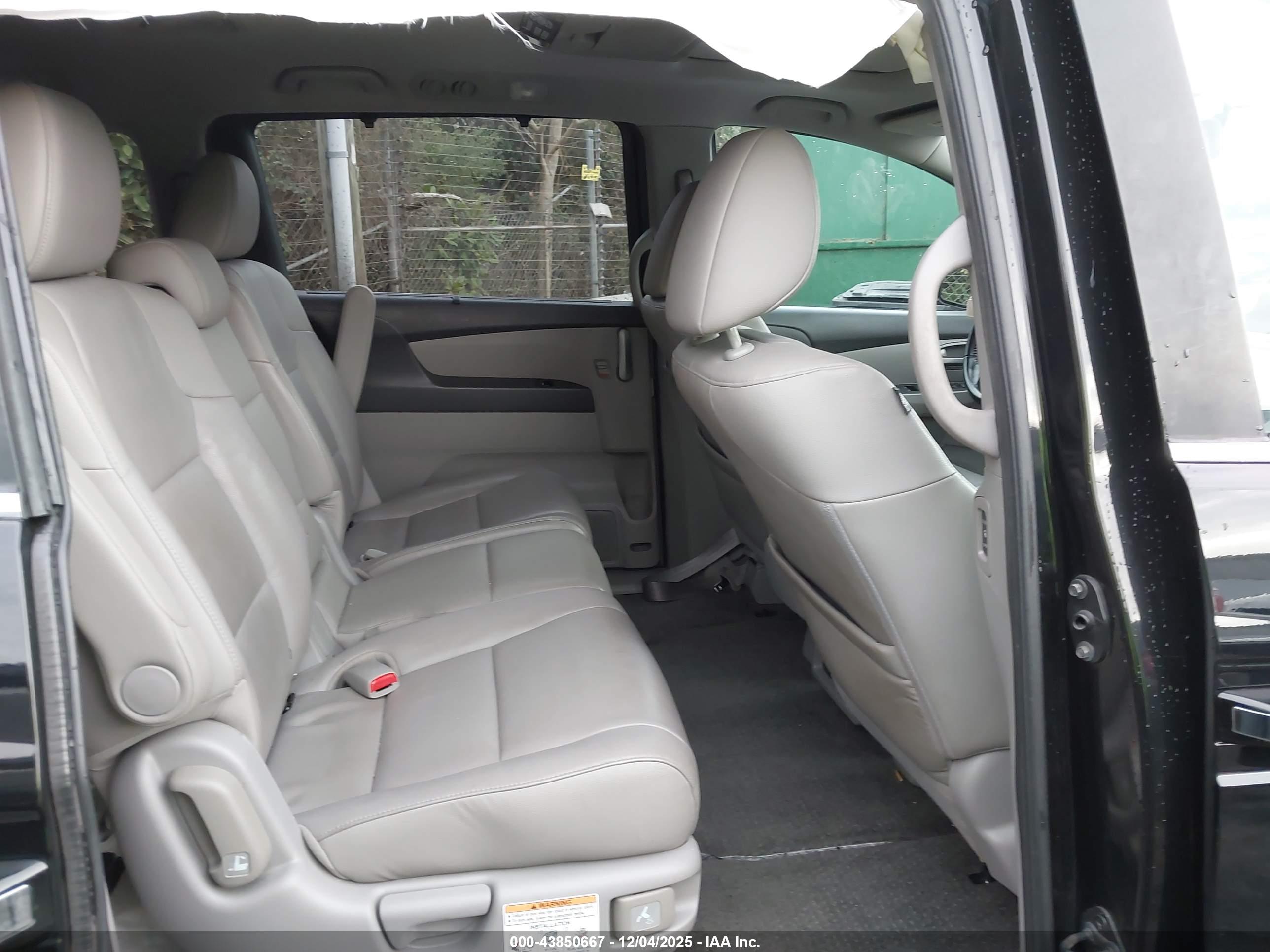 HONDA ODYSSEY image 8